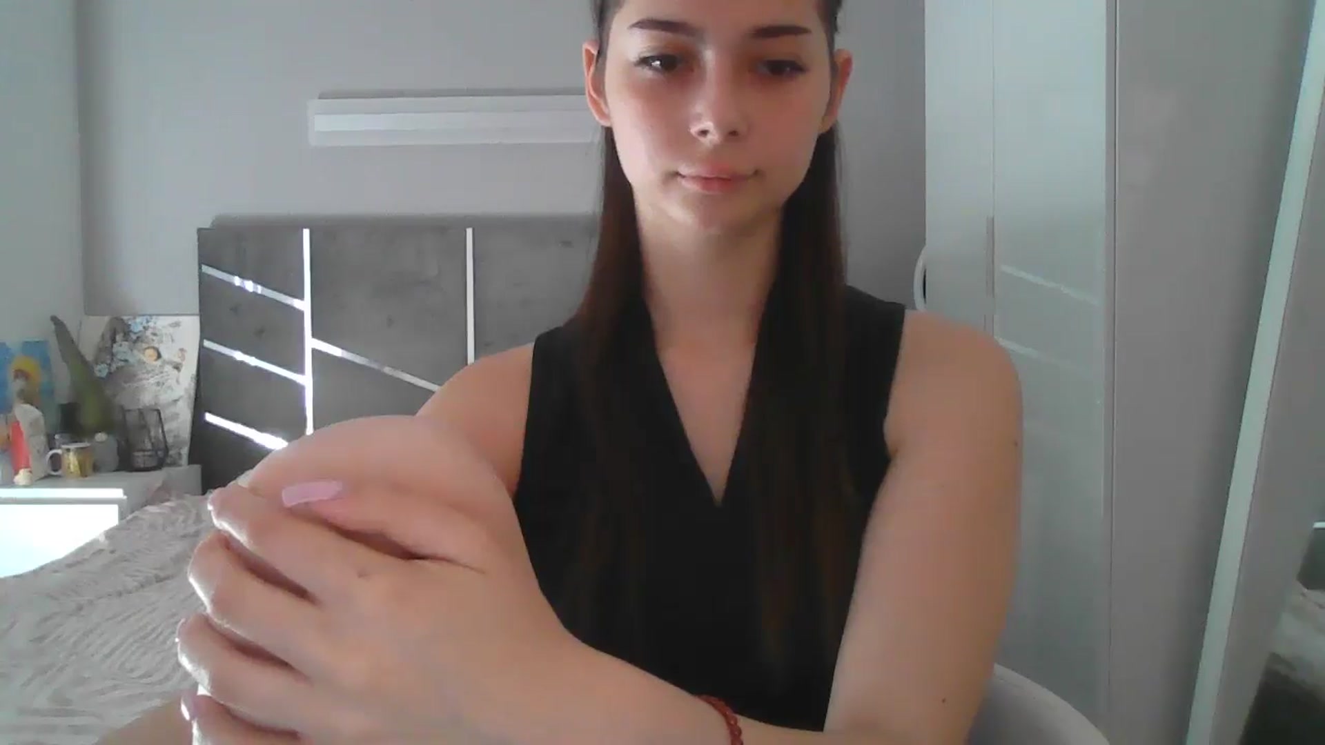 Gallery image thumbnail from AnitaHarper's myfreecams stream on, 07/07/2025, 08:57 image 16 of 20