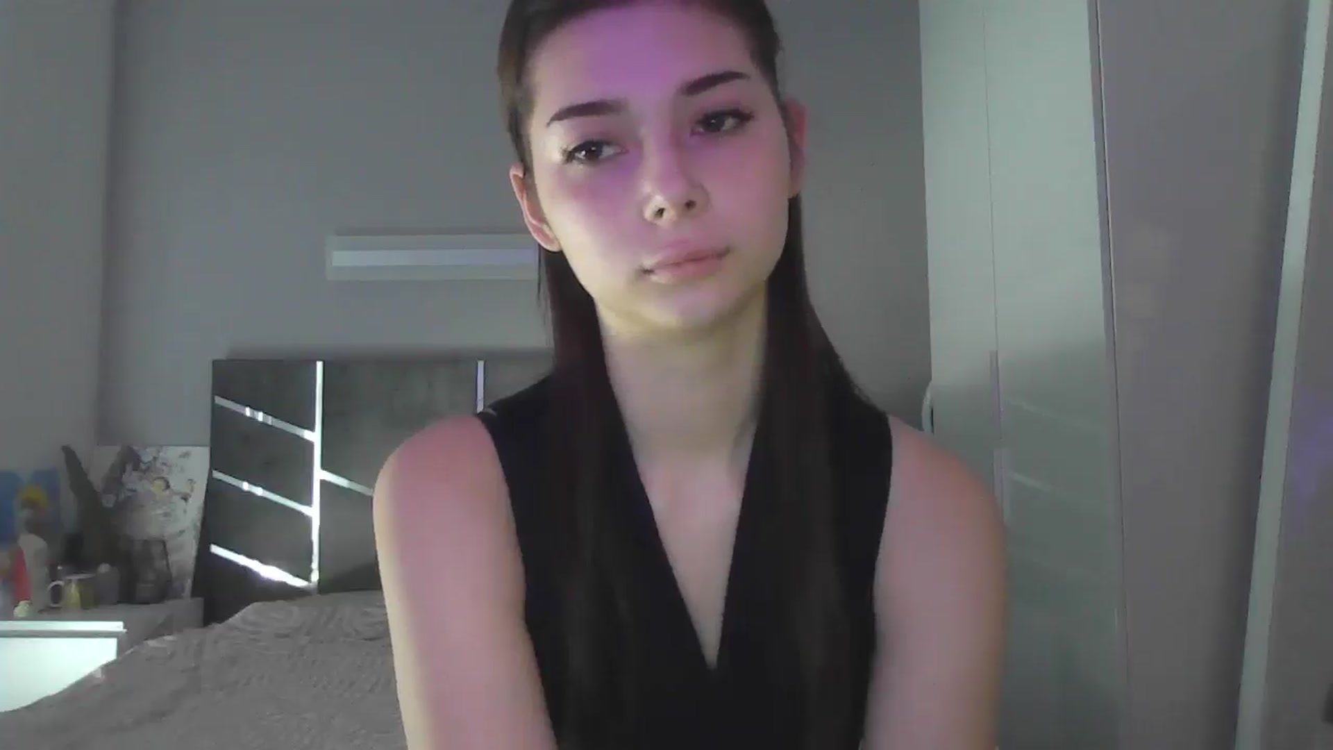 Gallery image thumbnail from AnitaHarper's myfreecams stream on, 07/07/2025, 11:05 image 10 of 20