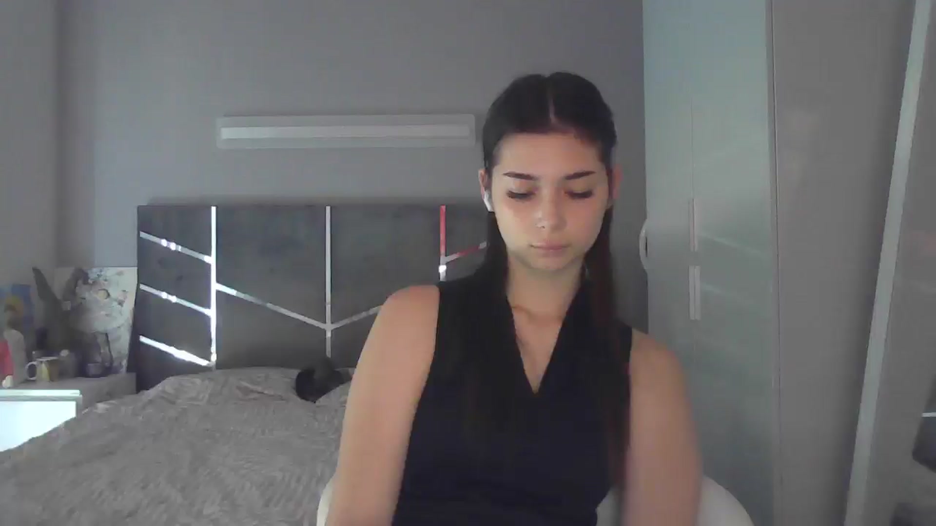 Gallery image thumbnail from AnitaHarper's myfreecams stream on, 07/07/2025, 13:00 image 18 of 20