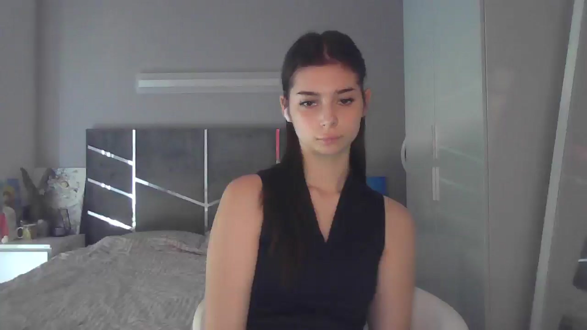 Gallery image thumbnail from AnitaHarper's myfreecams stream on, 07/07/2025, 13:00 image 10 of 20
