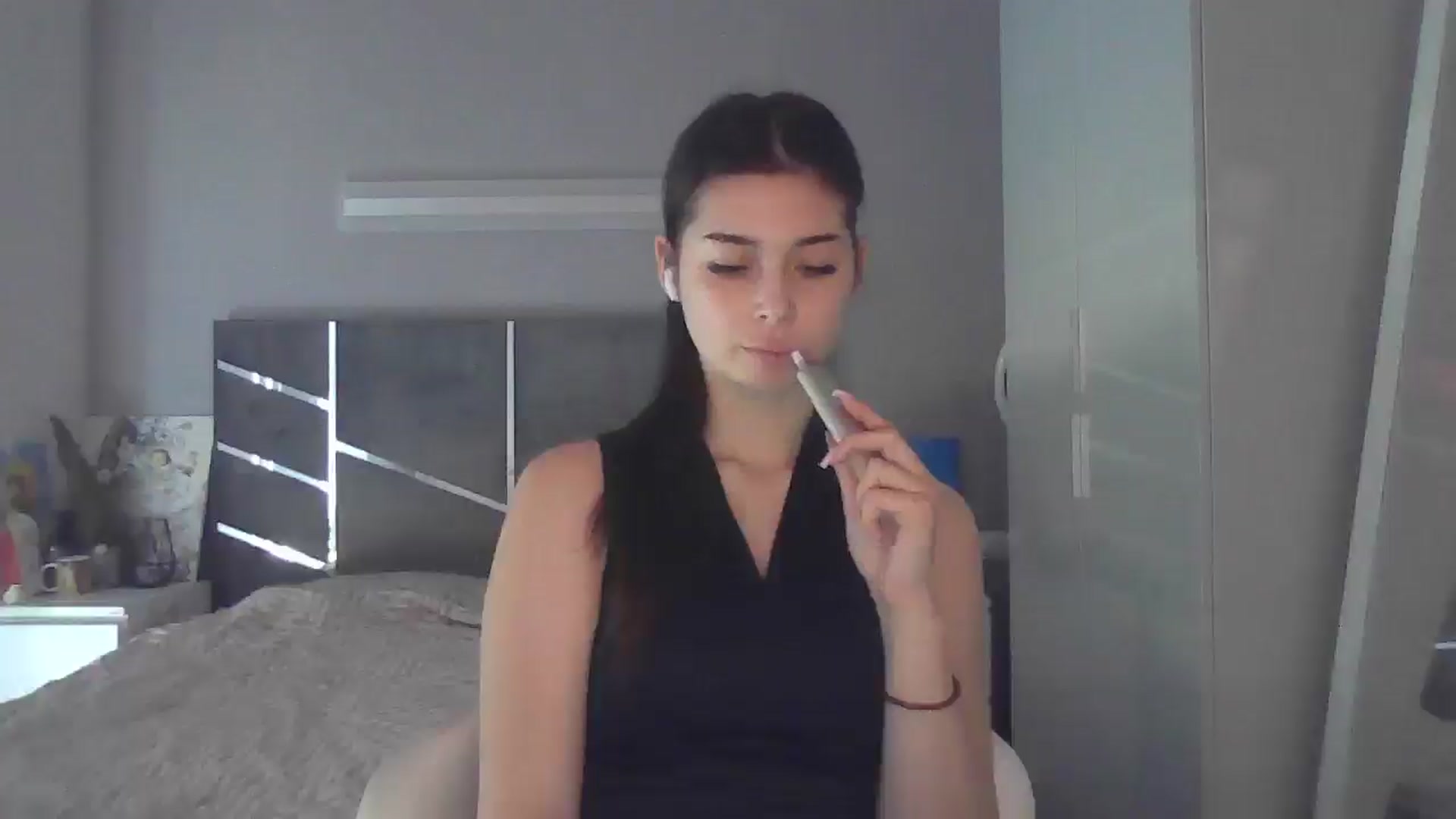 Gallery image thumbnail from AnitaHarper's myfreecams stream on, 07/07/2025, 13:00 image 2 of 20