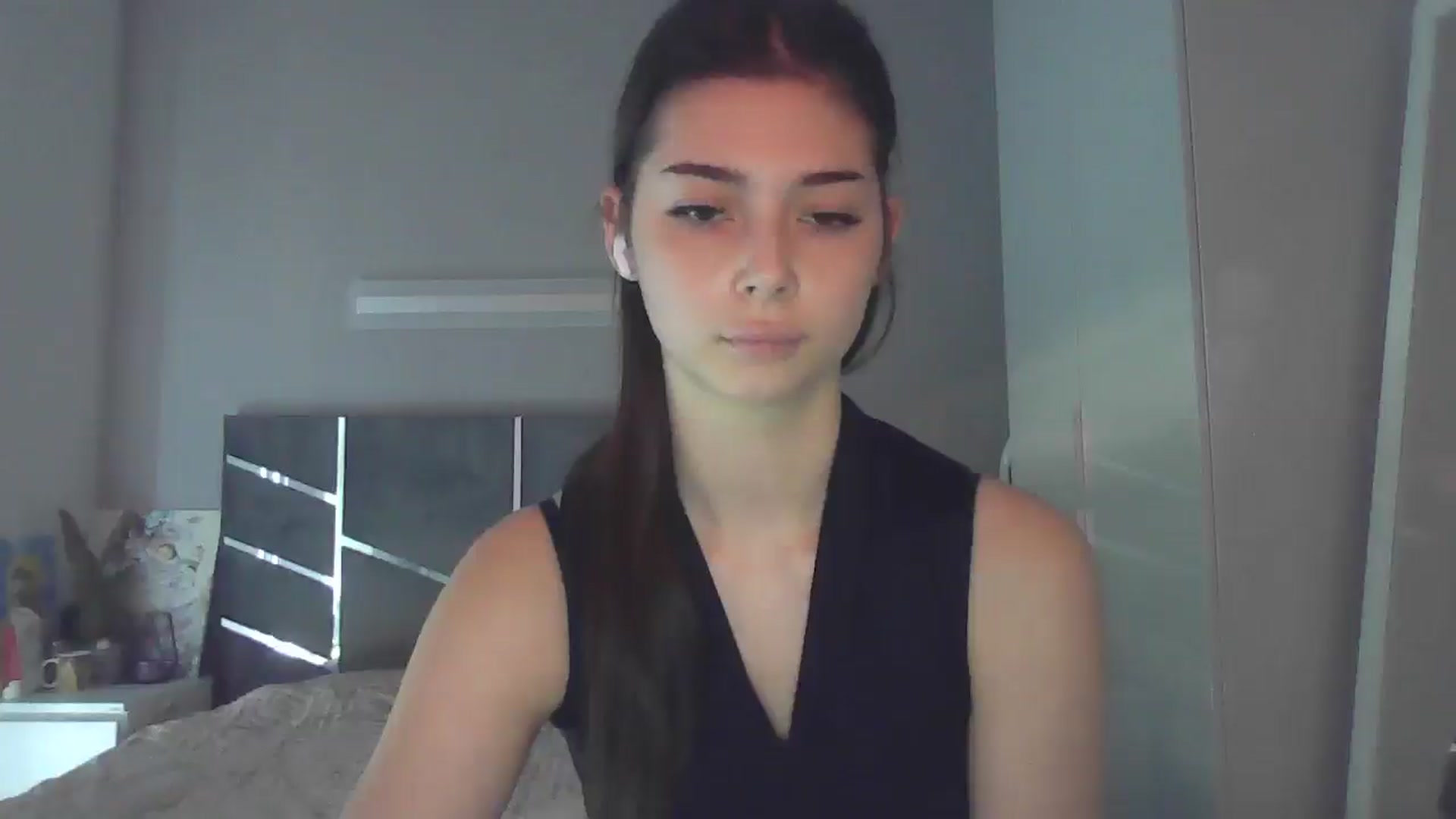 Gallery image thumbnail from AnitaHarper's myfreecams stream on, 07/07/2025, 14:01 image 16 of 20