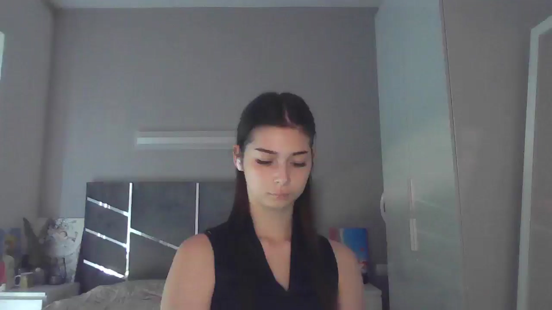 Gallery image thumbnail from AnitaHarper's myfreecams stream on, 07/07/2025, 14:01 image 8 of 20