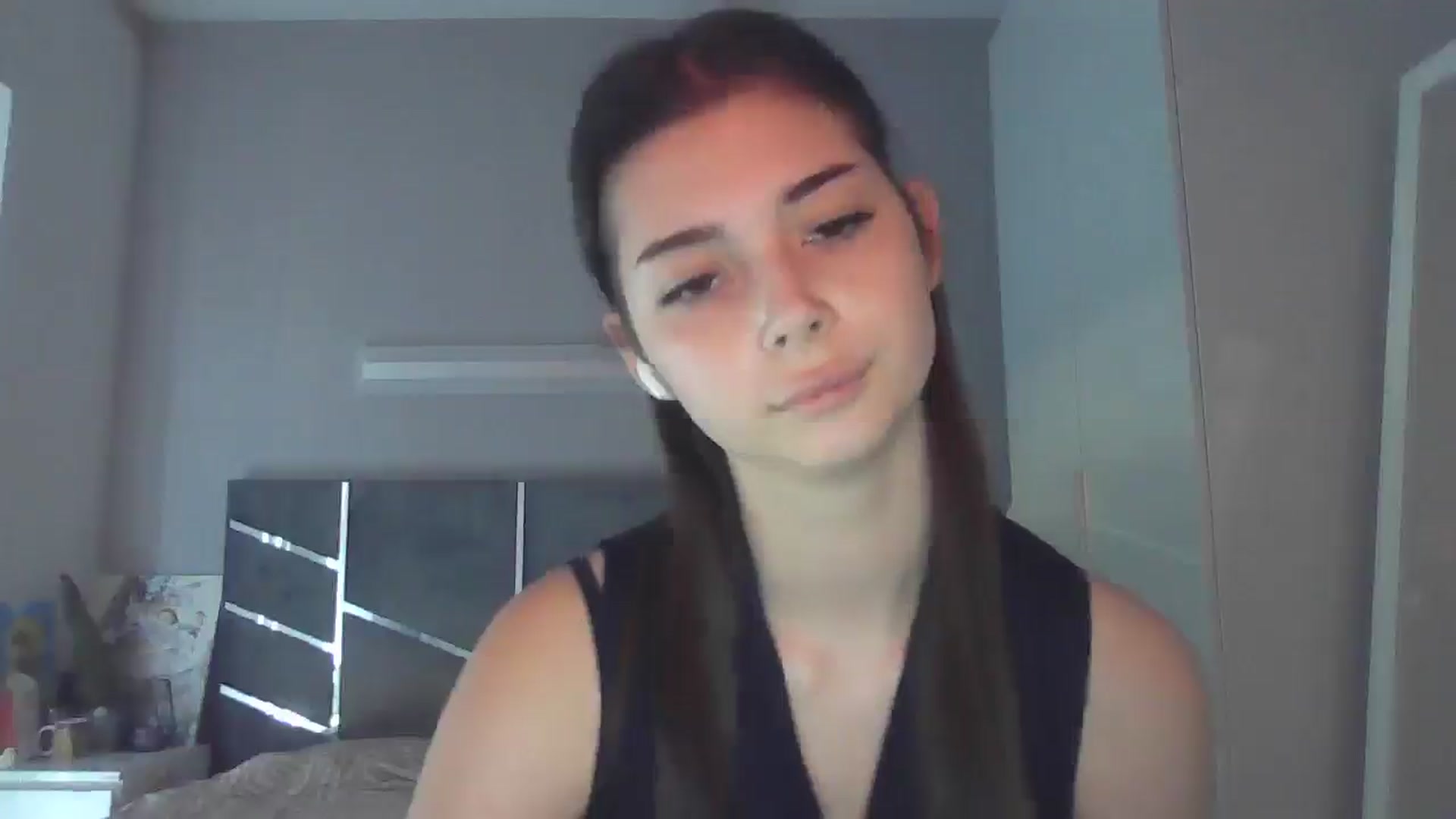 Gallery image thumbnail from AnitaHarper's myfreecams stream on, 07/07/2025, 14:01 image 3 of 20