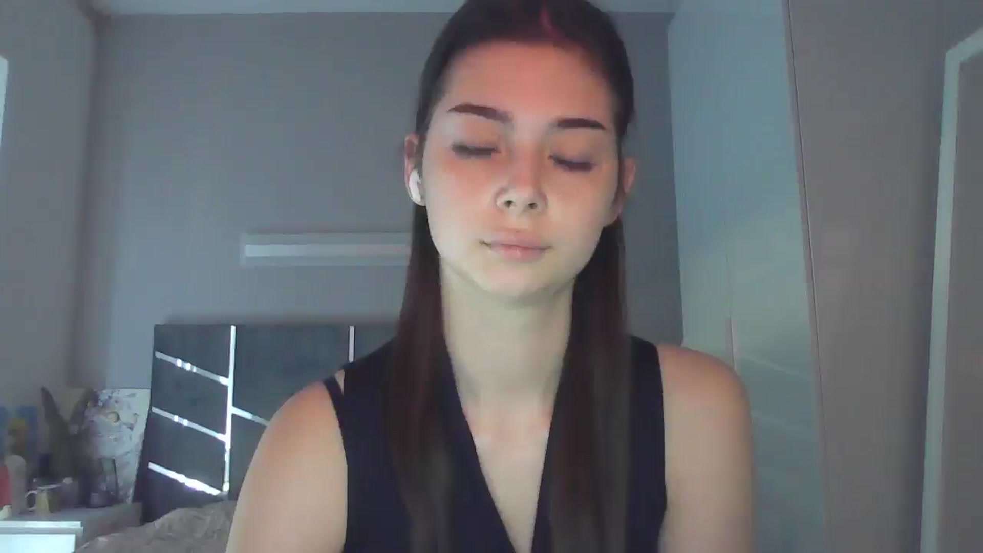 Gallery image thumbnail from AnitaHarper's myfreecams stream on, 07/07/2025, 14:01 image 6 of 20