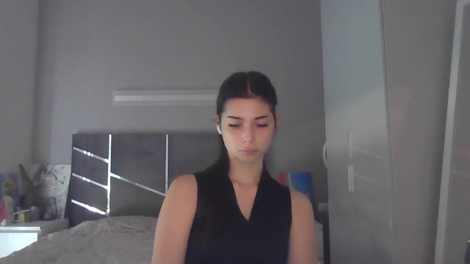 Gallery image thumbnail from AnitaHarper's myfreecams stream on, 07/07/2025, 14:01 image 14 of 20