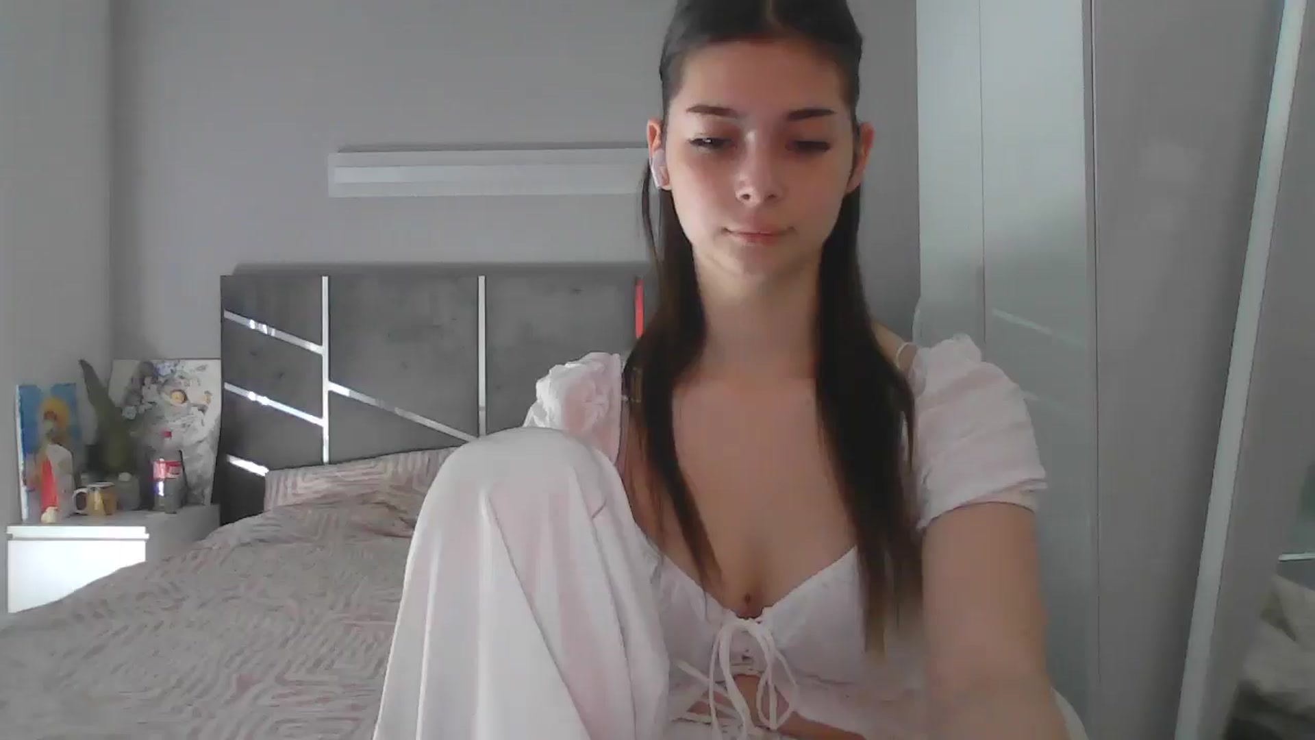 Gallery image thumbnail from AnitaHarper's myfreecams stream on, 07/08/2025, 10:46 image 3 of 20