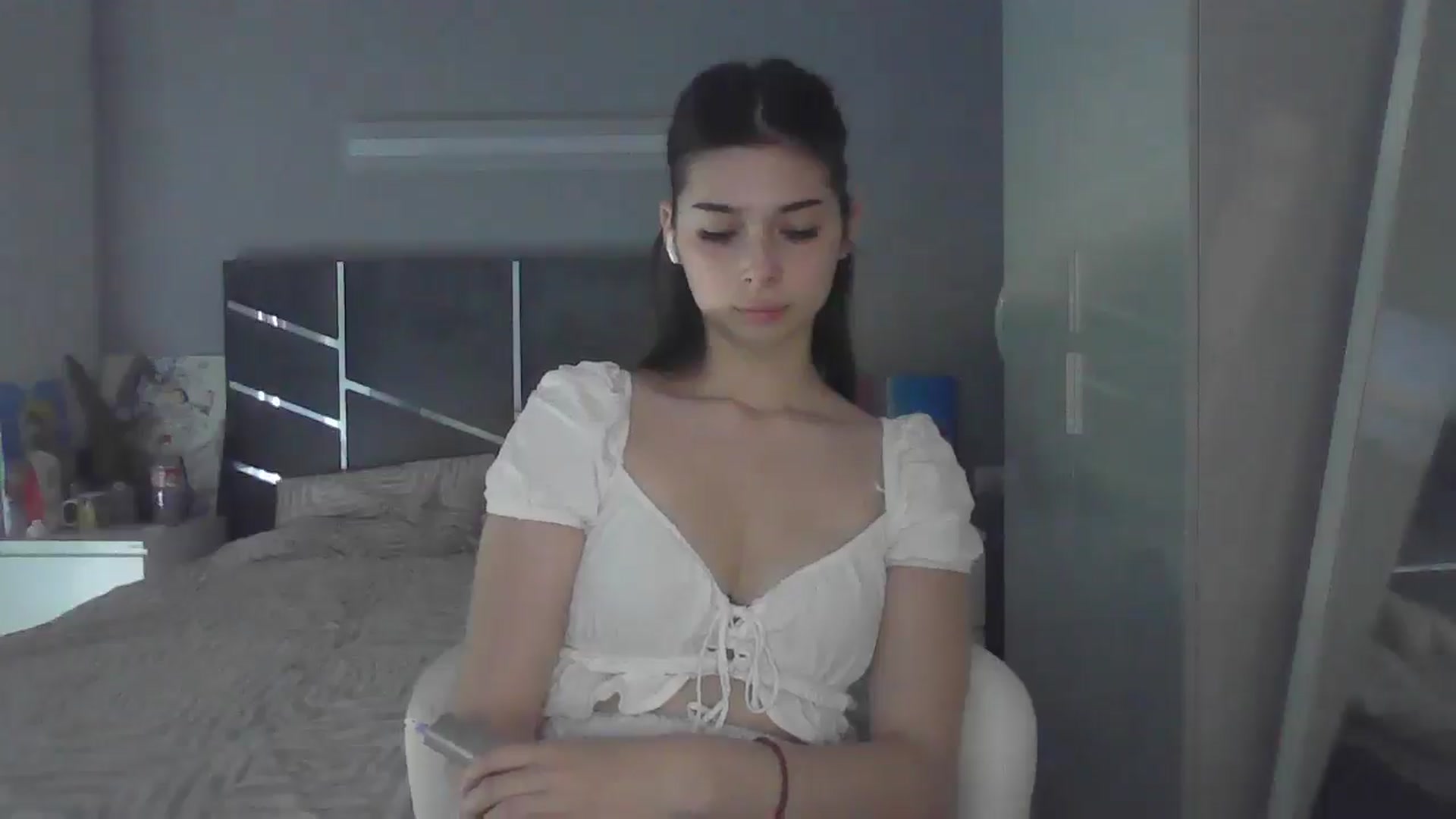 Gallery image thumbnail from AnitaHarper's myfreecams stream on, 07/08/2025, 12:33 image 16 of 20