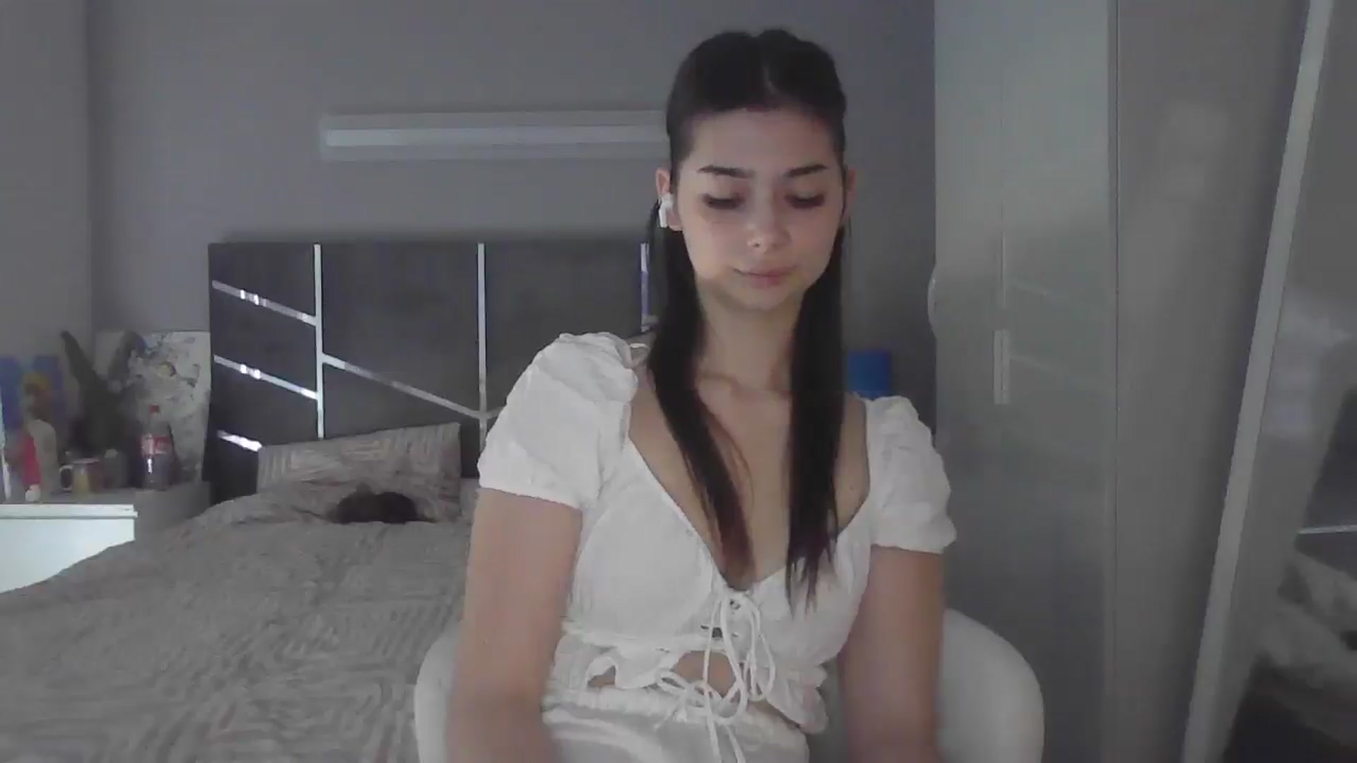 Gallery image thumbnail from AnitaHarper's myfreecams stream on, 07/08/2025, 12:33 image 3 of 20