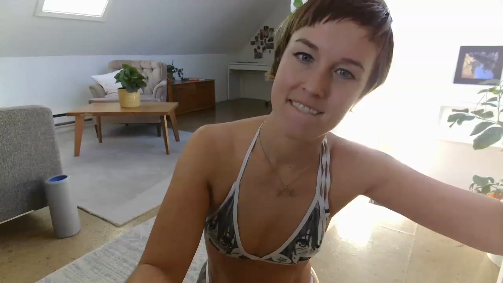 Gallery image thumbnail from AnitaOrgasm's myfreecams stream on, 11/28/2022, 20:56 image 8 of 20