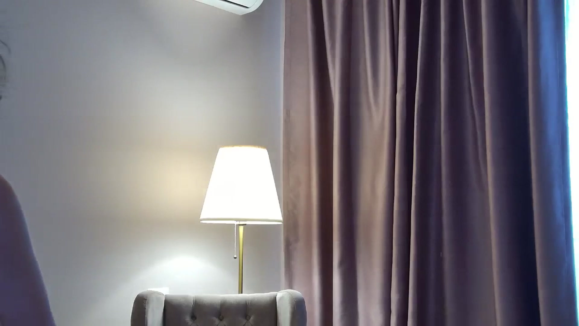 Gallery image thumbnail from AnitaRicci's myfreecams stream on, 05/19/2024, 06:31 image 2 of 20