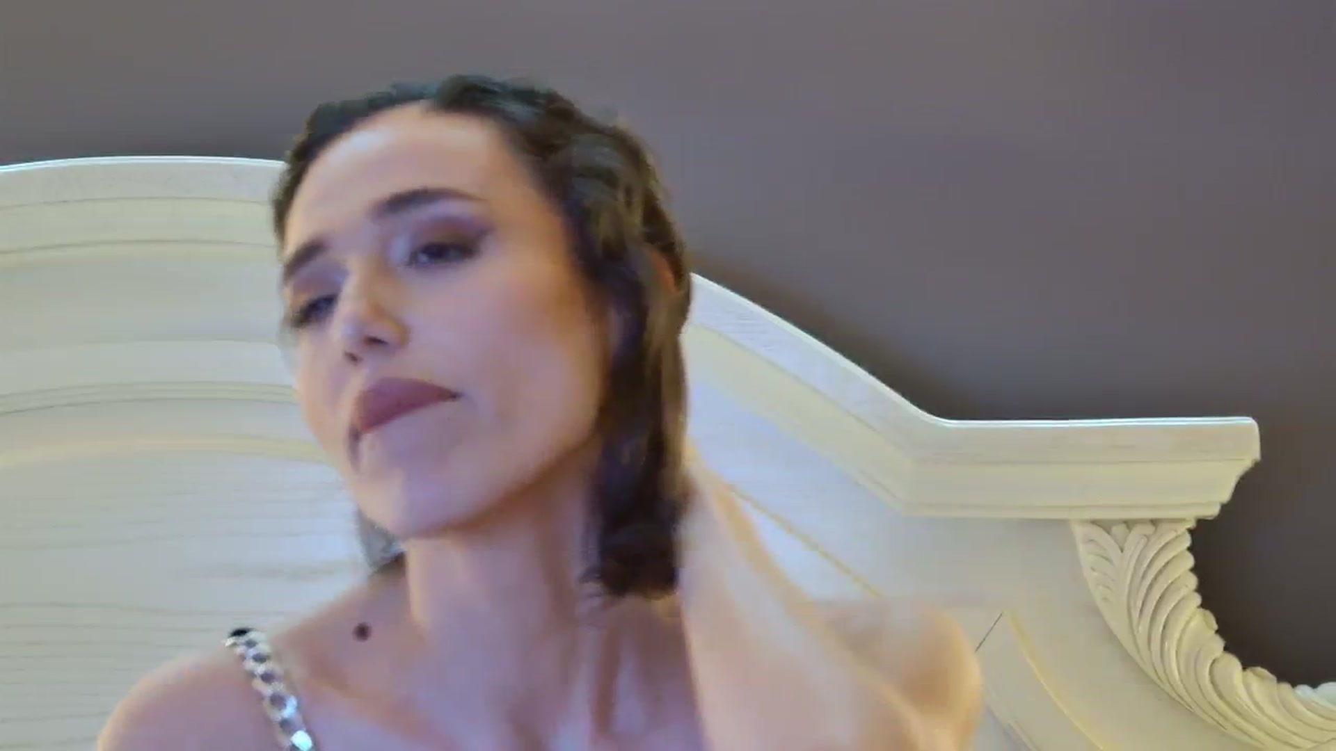 Gallery image thumbnail from AnitaRicci's myfreecams stream on, 05/19/2024, 06:31 image 17 of 20