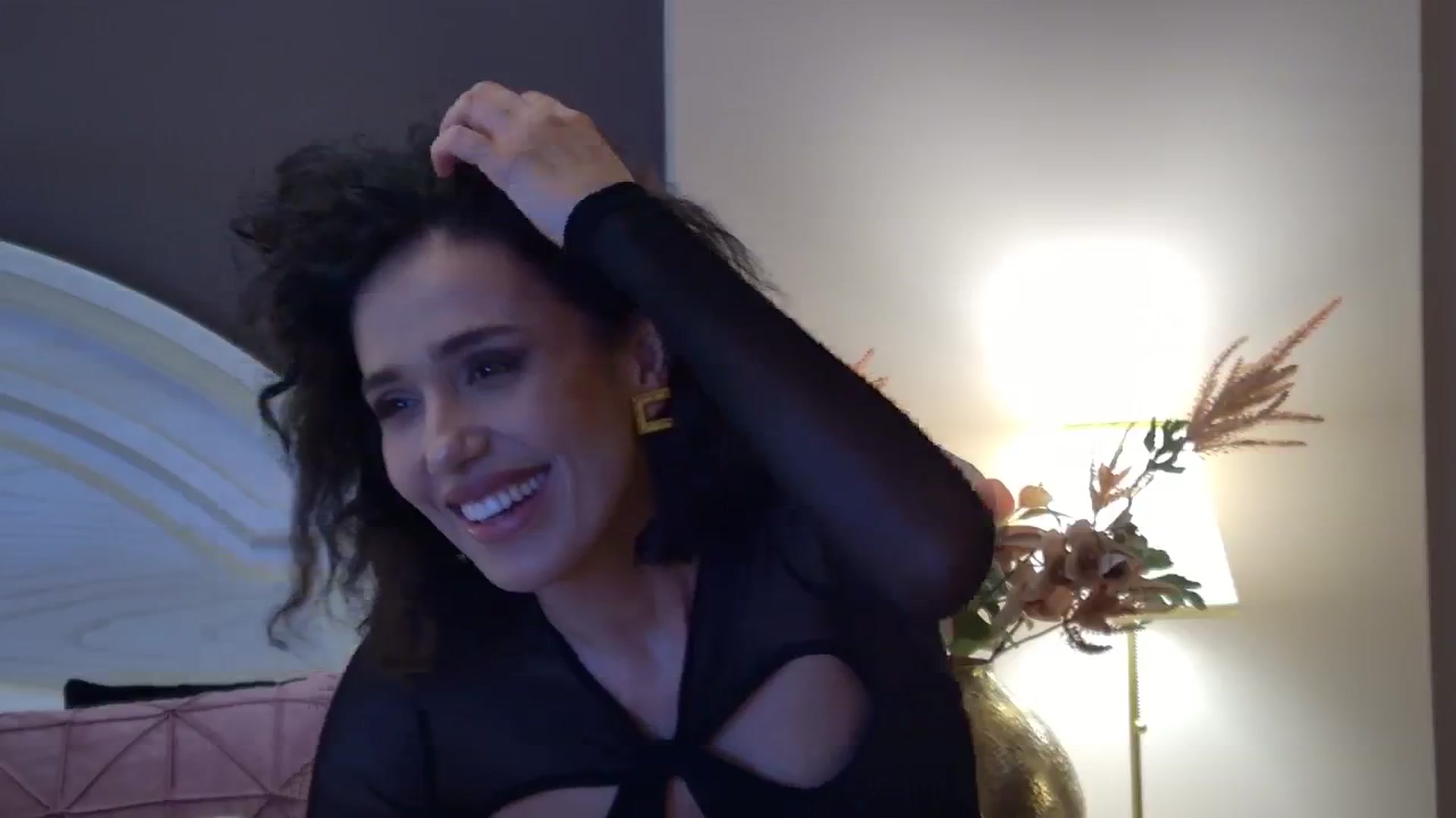 Gallery image thumbnail from AnitaRicci's myfreecams stream on, 05/19/2024, 08:00 image 17 of 20