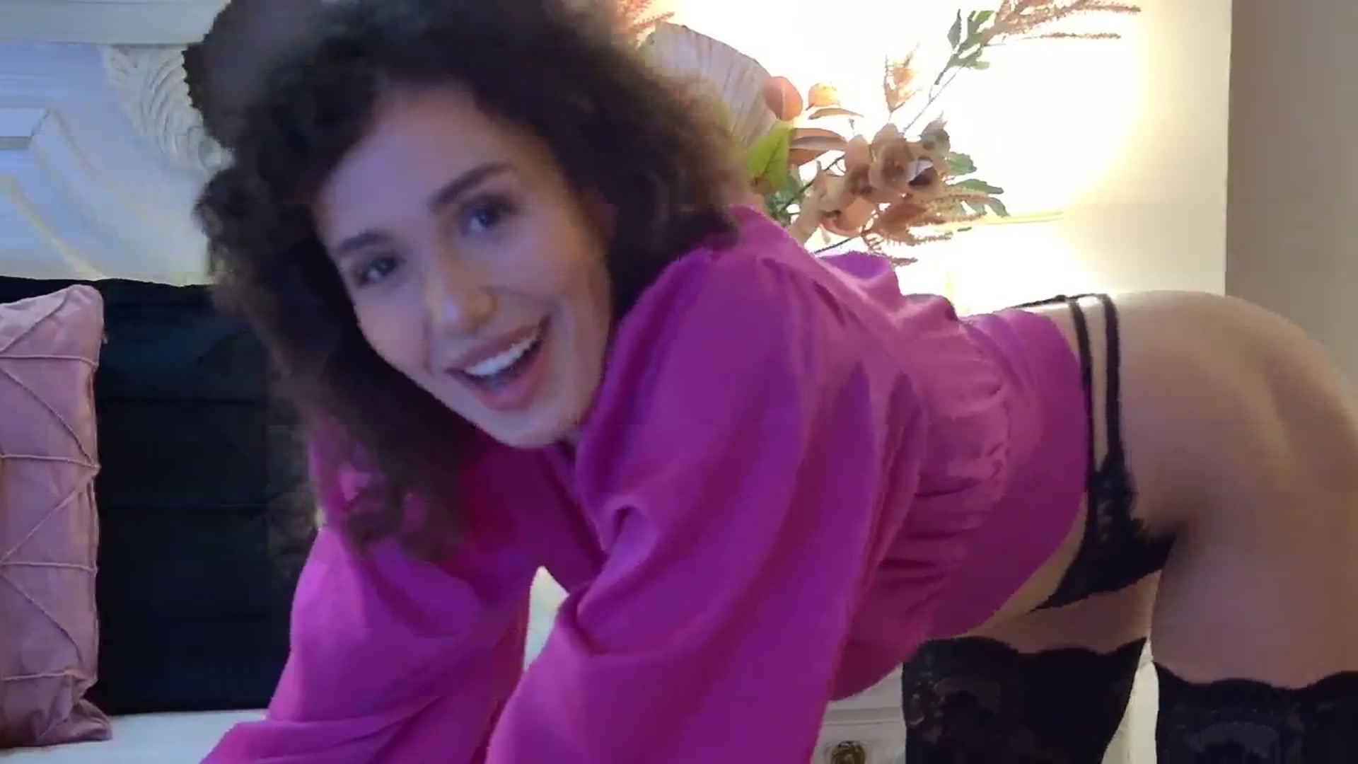 Gallery image thumbnail from AnitaRicci's myfreecams stream on, 05/20/2024, 04:15 image 11 of 20