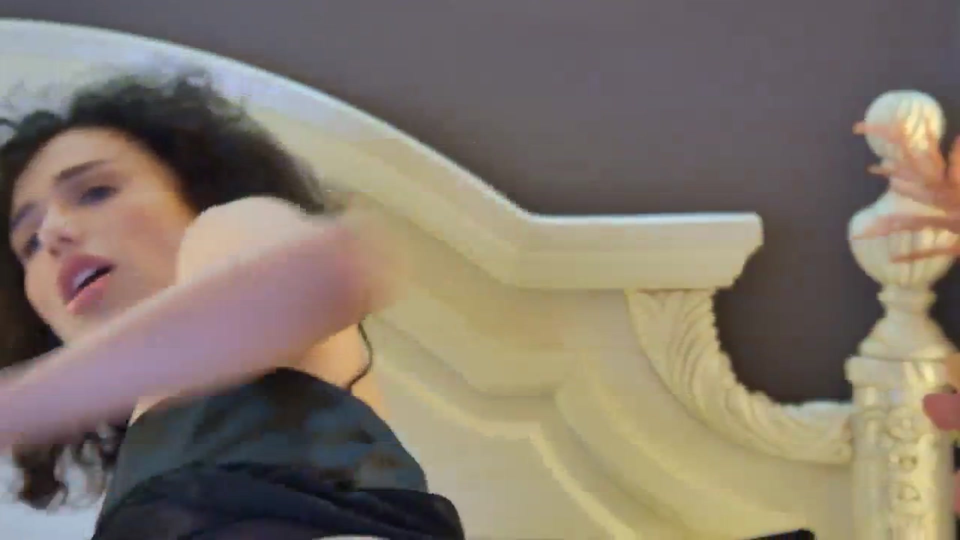 Gallery image thumbnail from AnitaRicci's myfreecams stream on, 05/20/2024, 07:34 image 10 of 20