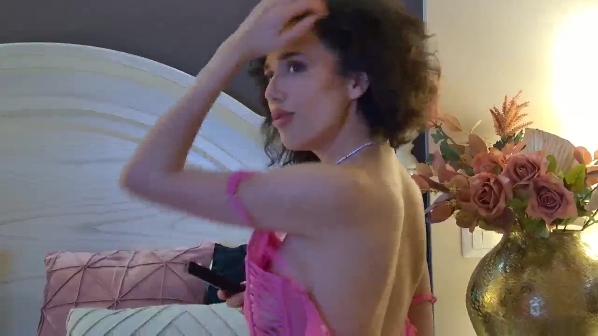 Gallery image thumbnail from AnitaRicci's myfreecams stream on, 05/21/2024, 06:03 image 16 of 20