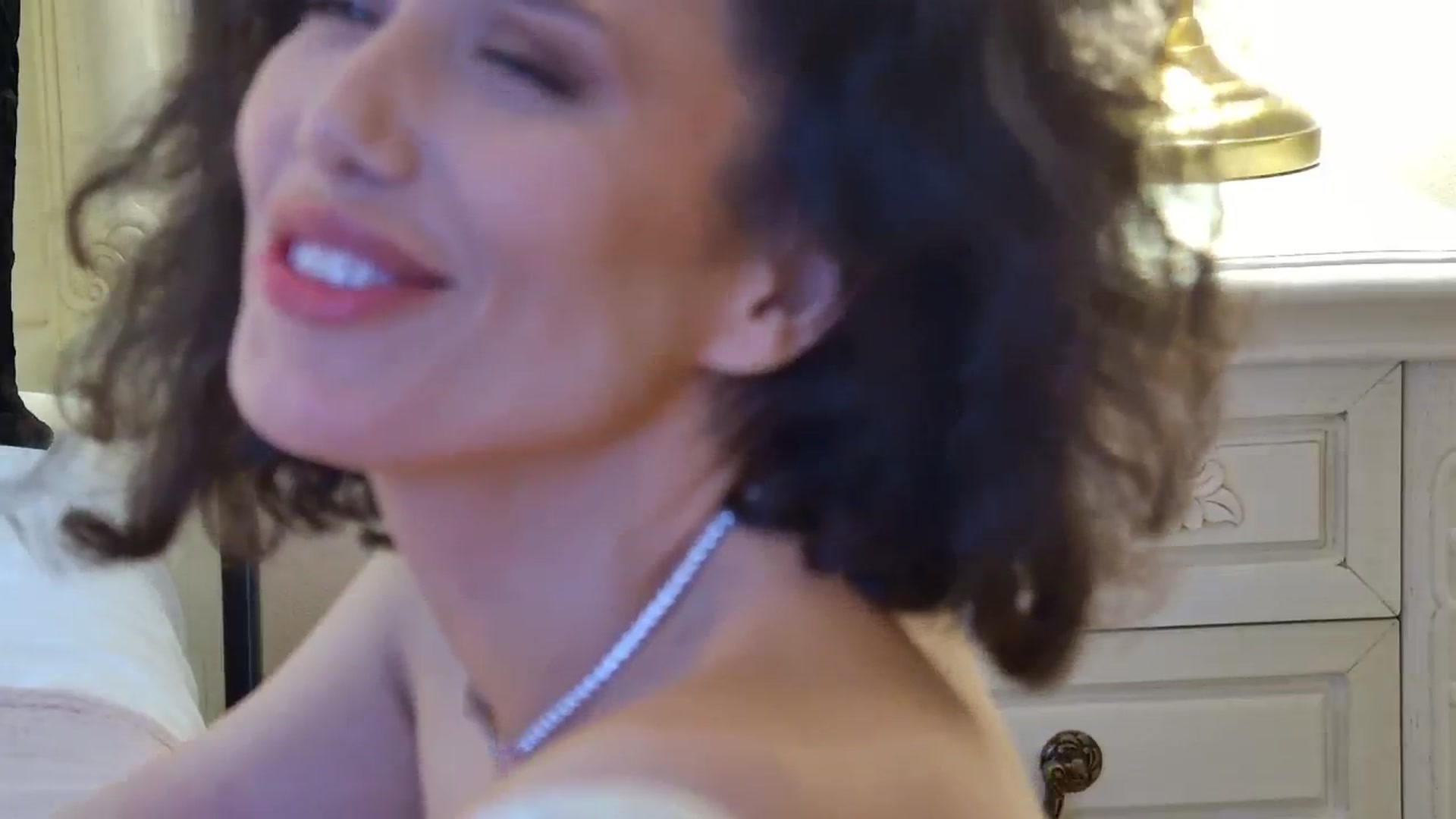 Gallery image thumbnail from AnitaRicci's myfreecams stream on, 05/21/2024, 06:03 image 17 of 20