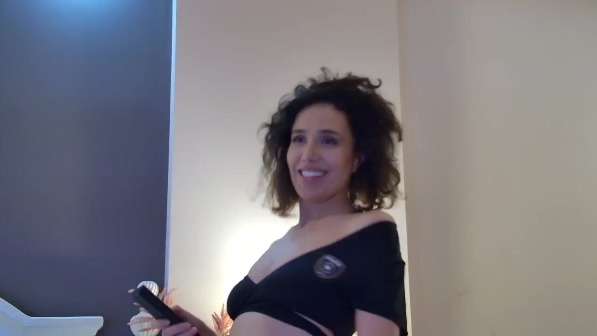 Gallery image thumbnail from AnitaRicci's myfreecams stream on, 05/21/2024, 11:22 image 3 of 20