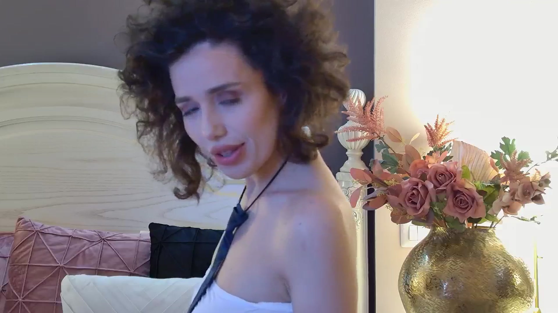Gallery image thumbnail from AnitaRicci's myfreecams stream on, 05/24/2024, 05:04 image 10 of 20
