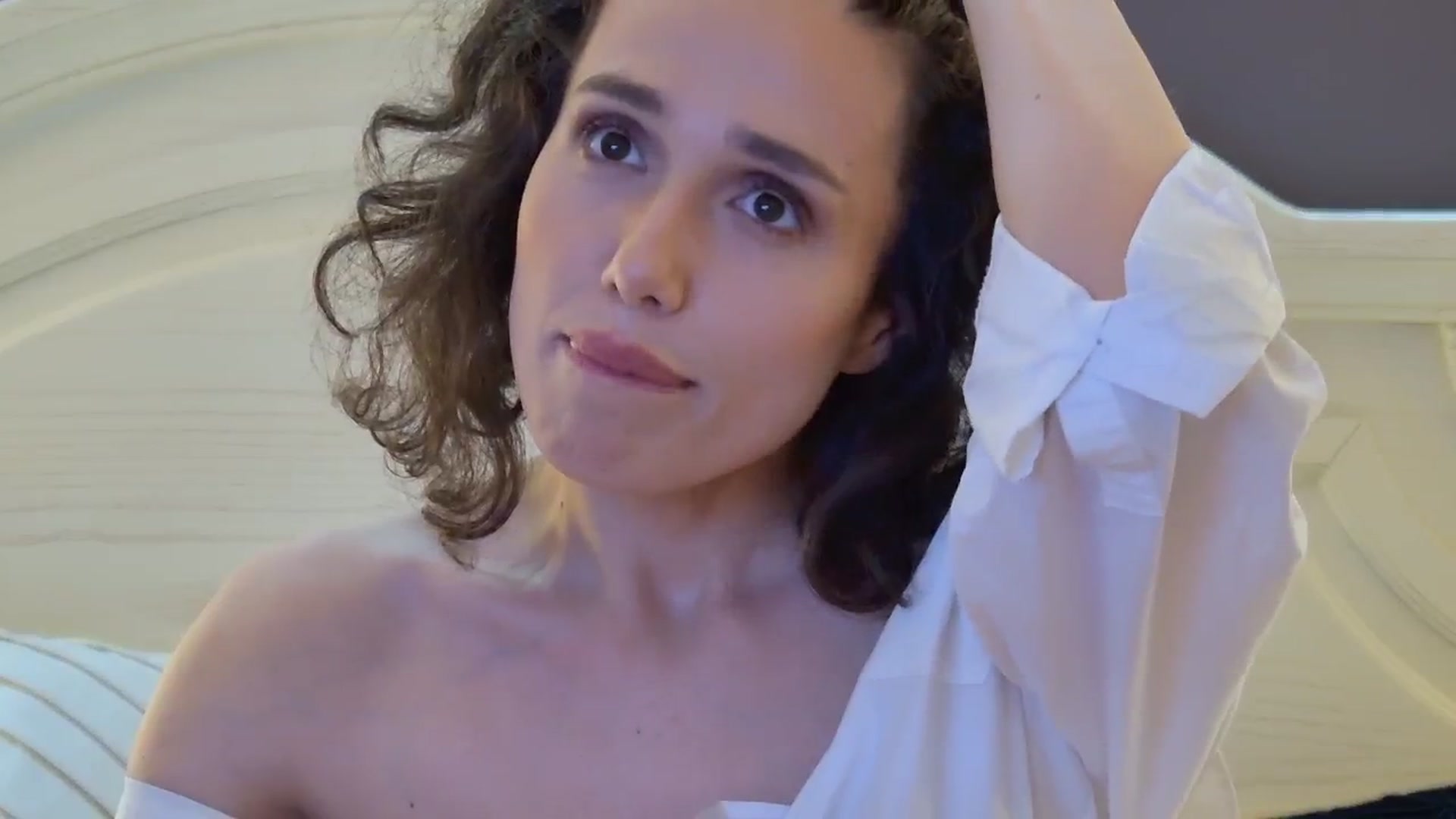 Gallery image thumbnail from AnitaRicci's myfreecams stream on, 05/24/2024, 13:30 image 11 of 20