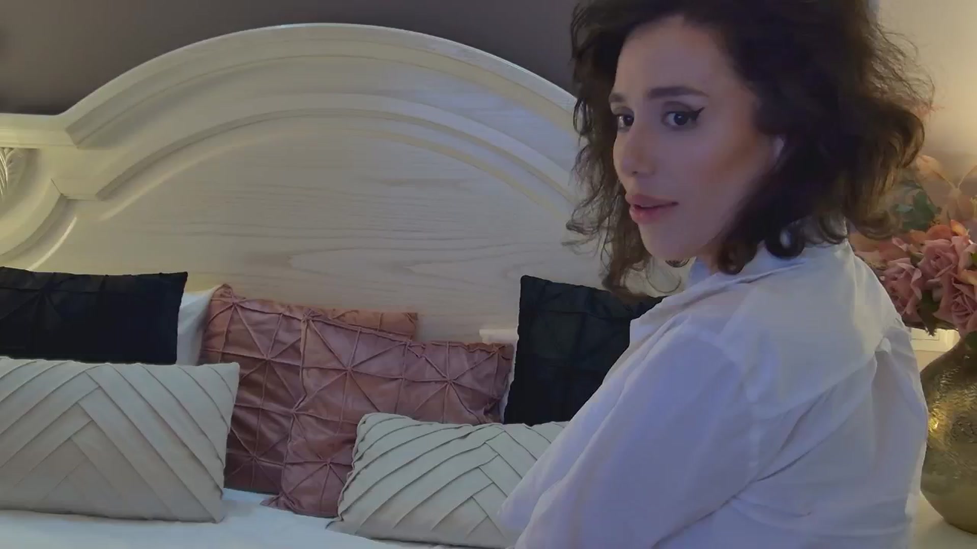 Gallery image thumbnail from AnitaRicci's myfreecams stream on, 05/26/2024, 13:52 image 17 of 20