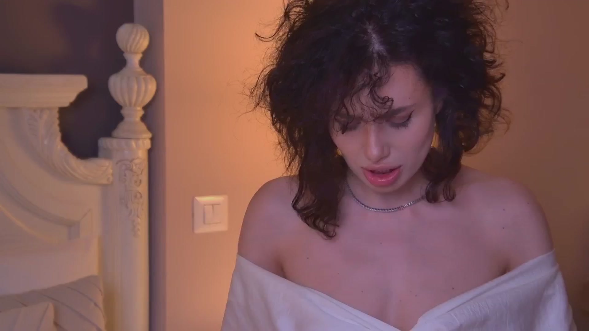 Gallery image thumbnail from AnitaRicci's myfreecams stream on, 06/08/2024, 09:02 image 18 of 20