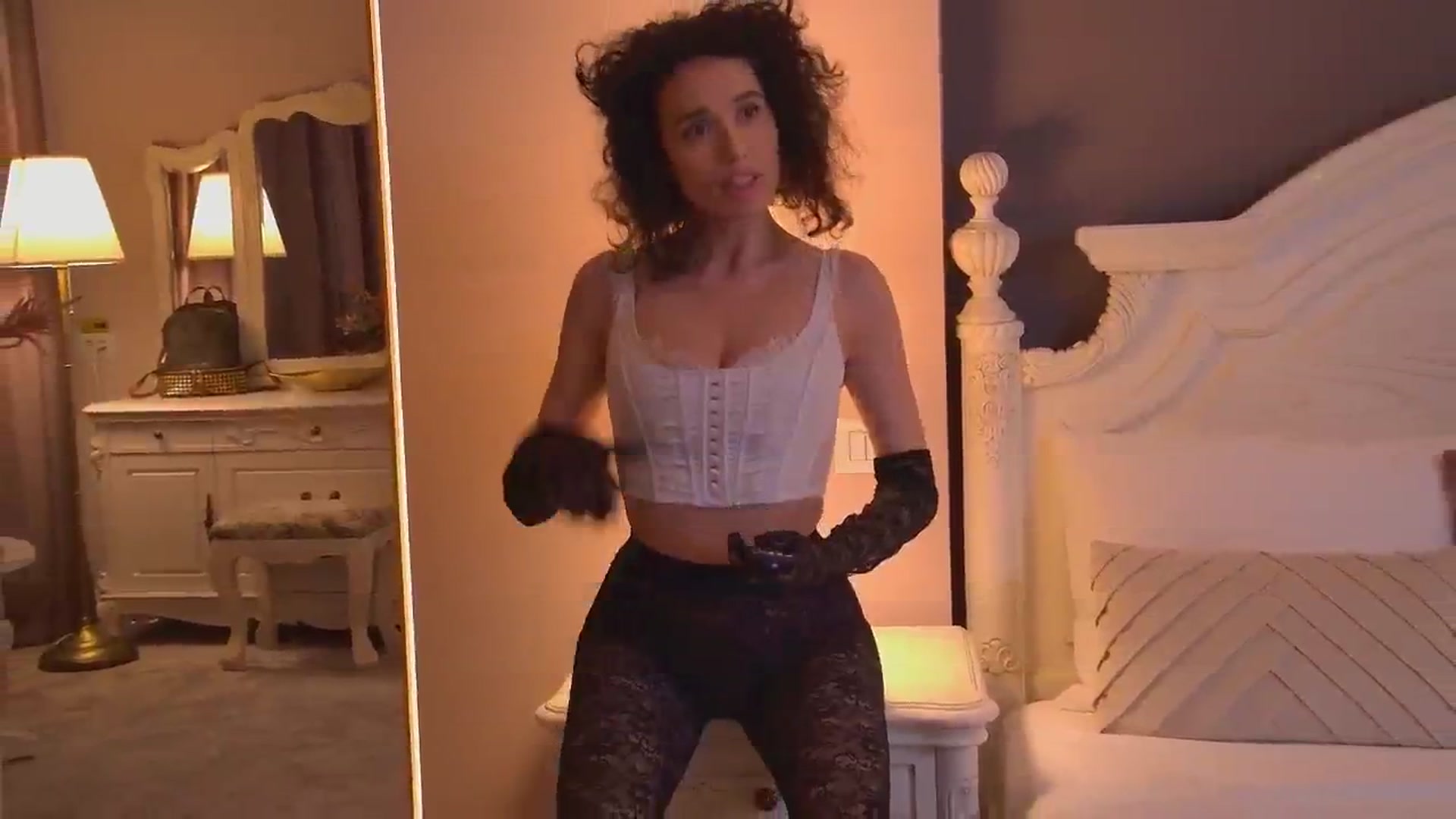 Gallery image thumbnail from AnitaRicci's myfreecams stream on, 06/27/2024, 09:19 image 16 of 20