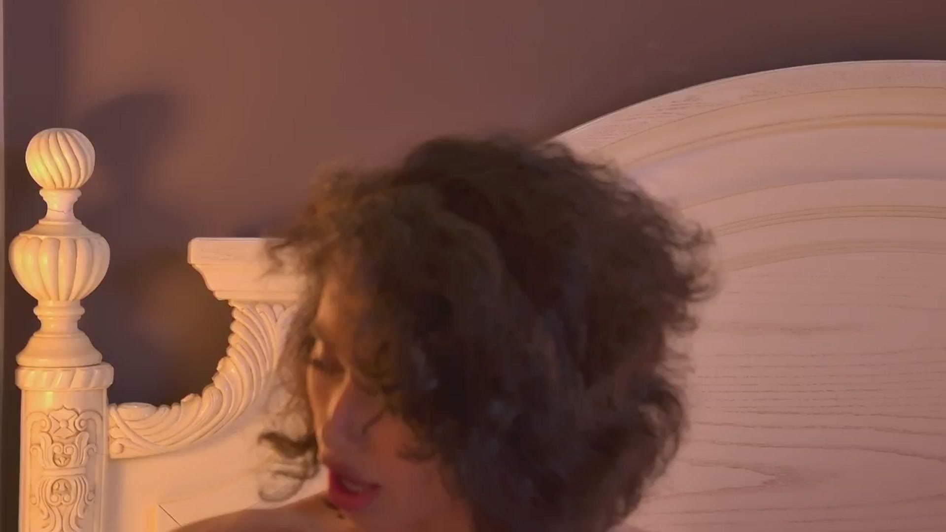 Gallery image thumbnail from AnitaRicci's myfreecams stream on, 07/06/2024, 13:22 image 3 of 20