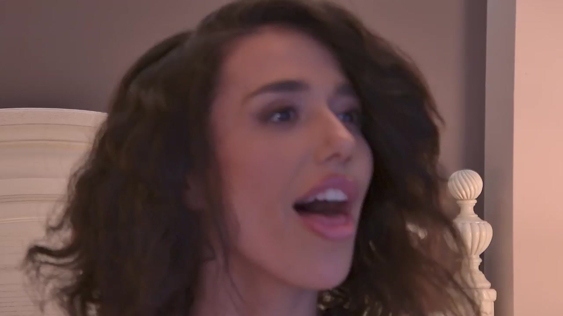 Gallery image thumbnail from AnitaRicci's myfreecams stream on, 09/25/2024, 11:35 image 8 of 20