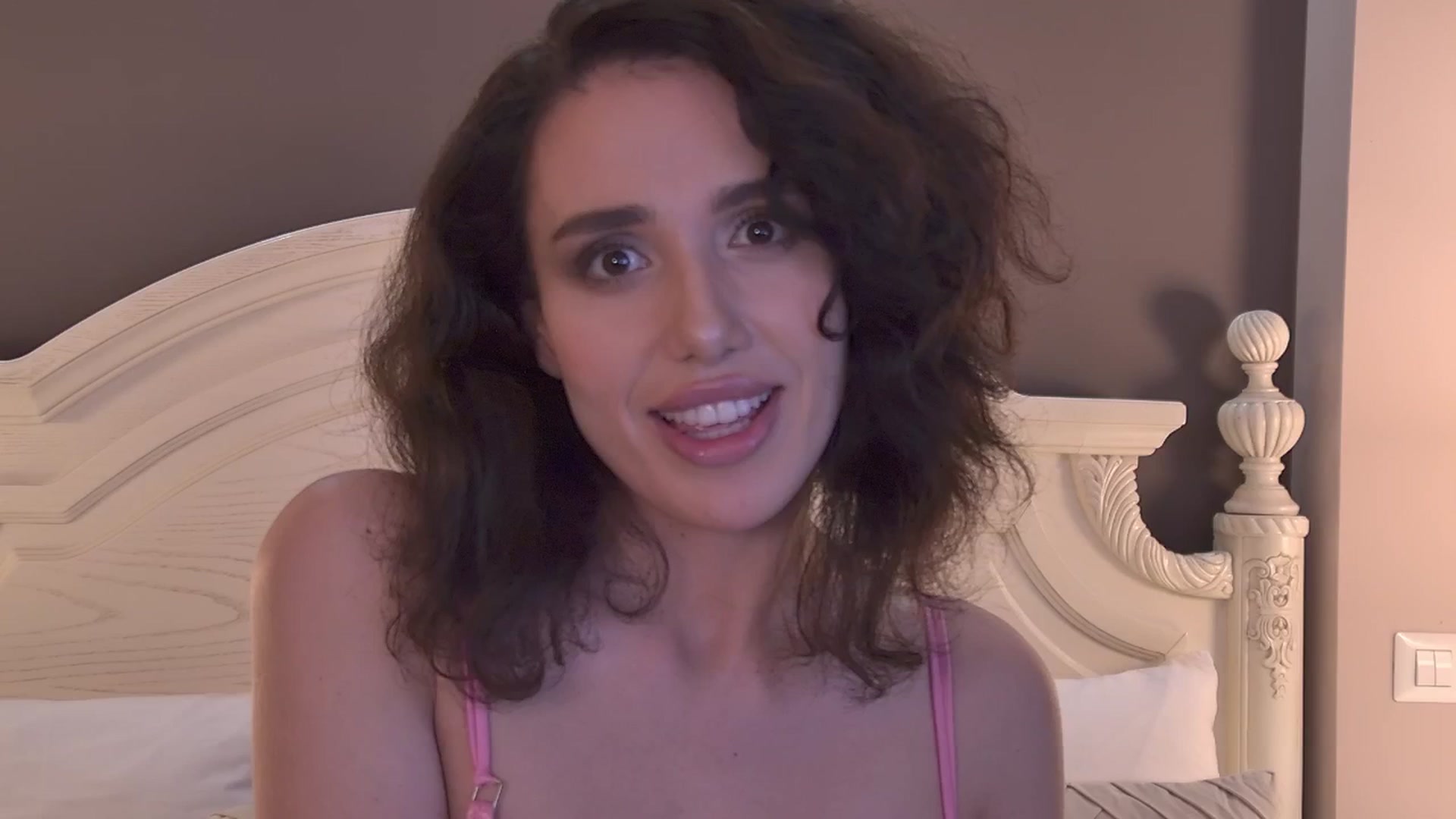 Gallery image thumbnail from AnitaRicci's myfreecams stream on, 09/28/2024, 12:17 image 20 of 20