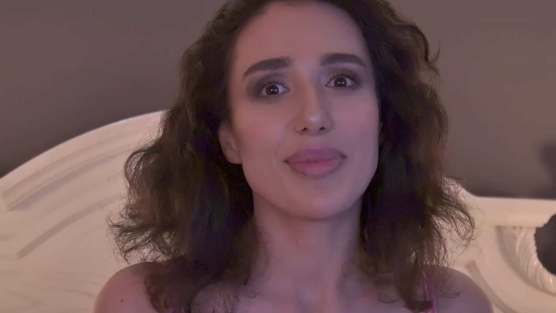 Gallery image thumbnail from AnitaRicci's myfreecams stream on, 09/28/2024, 12:17 image 16 of 20