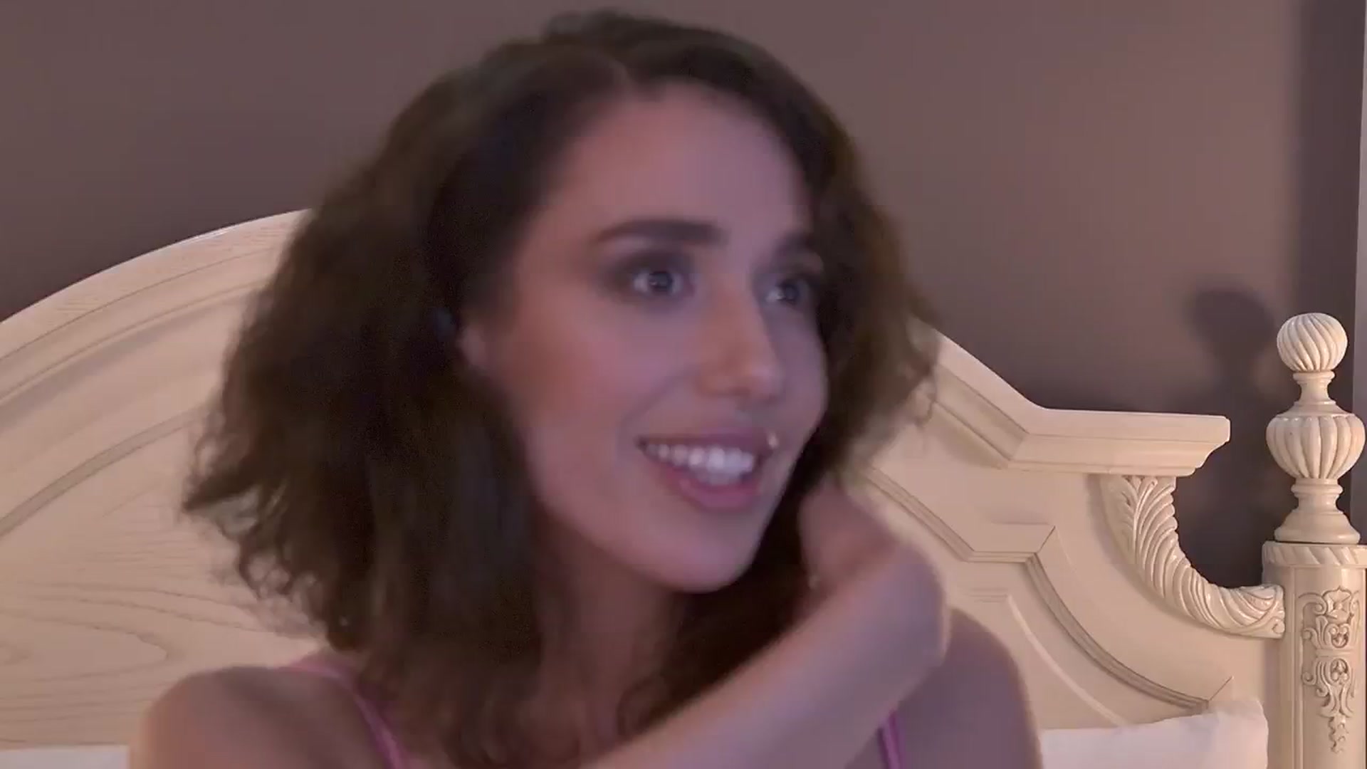 Gallery image thumbnail from AnitaRicci's myfreecams stream on, 09/28/2024, 12:17 image 19 of 20