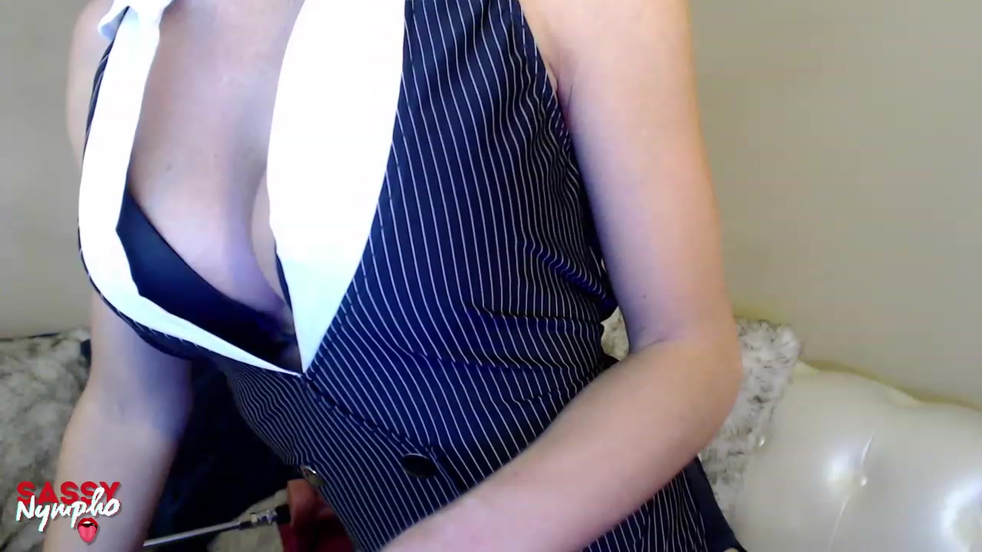 Gallery image thumbnail from Anita_Dikenme's myfreecams stream on, 01/28/2023, 18:38 image 13 of 20