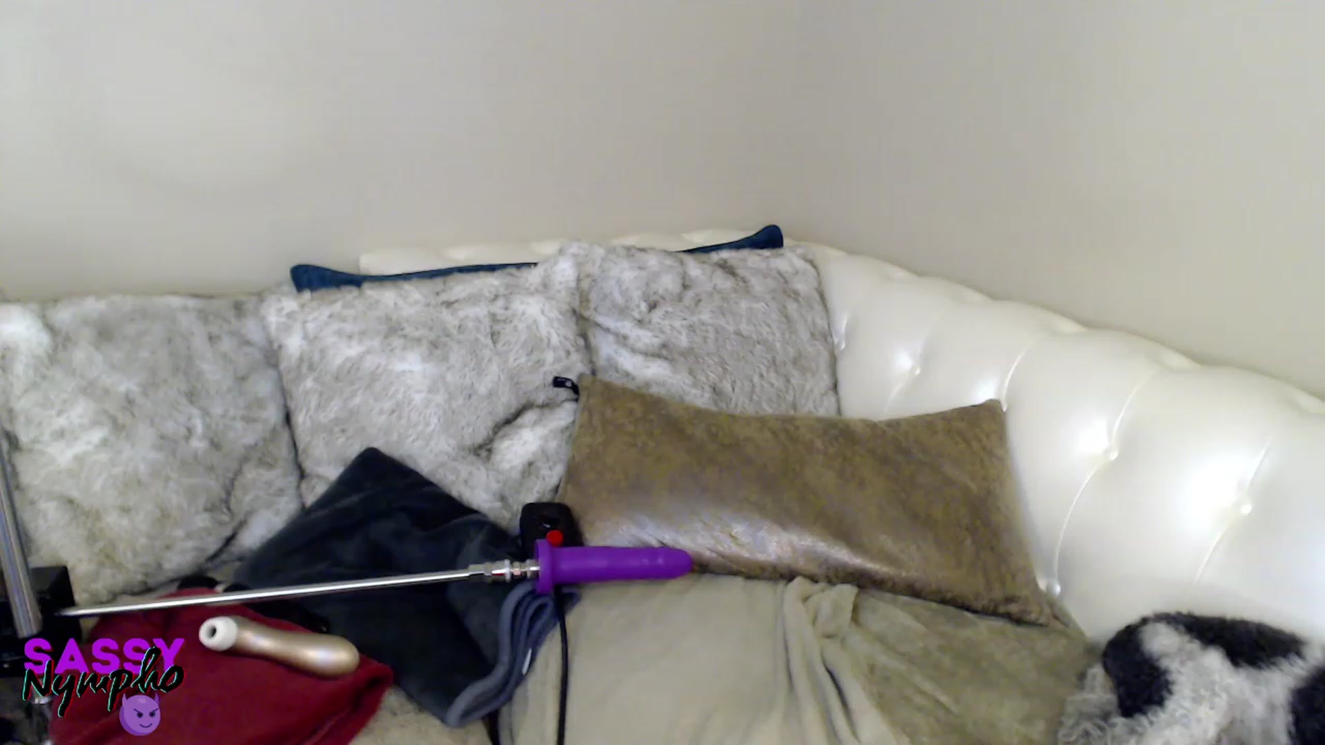Gallery image thumbnail from Anita_Dikenme's myfreecams stream on, 01/29/2023, 16:57 image 12 of 20