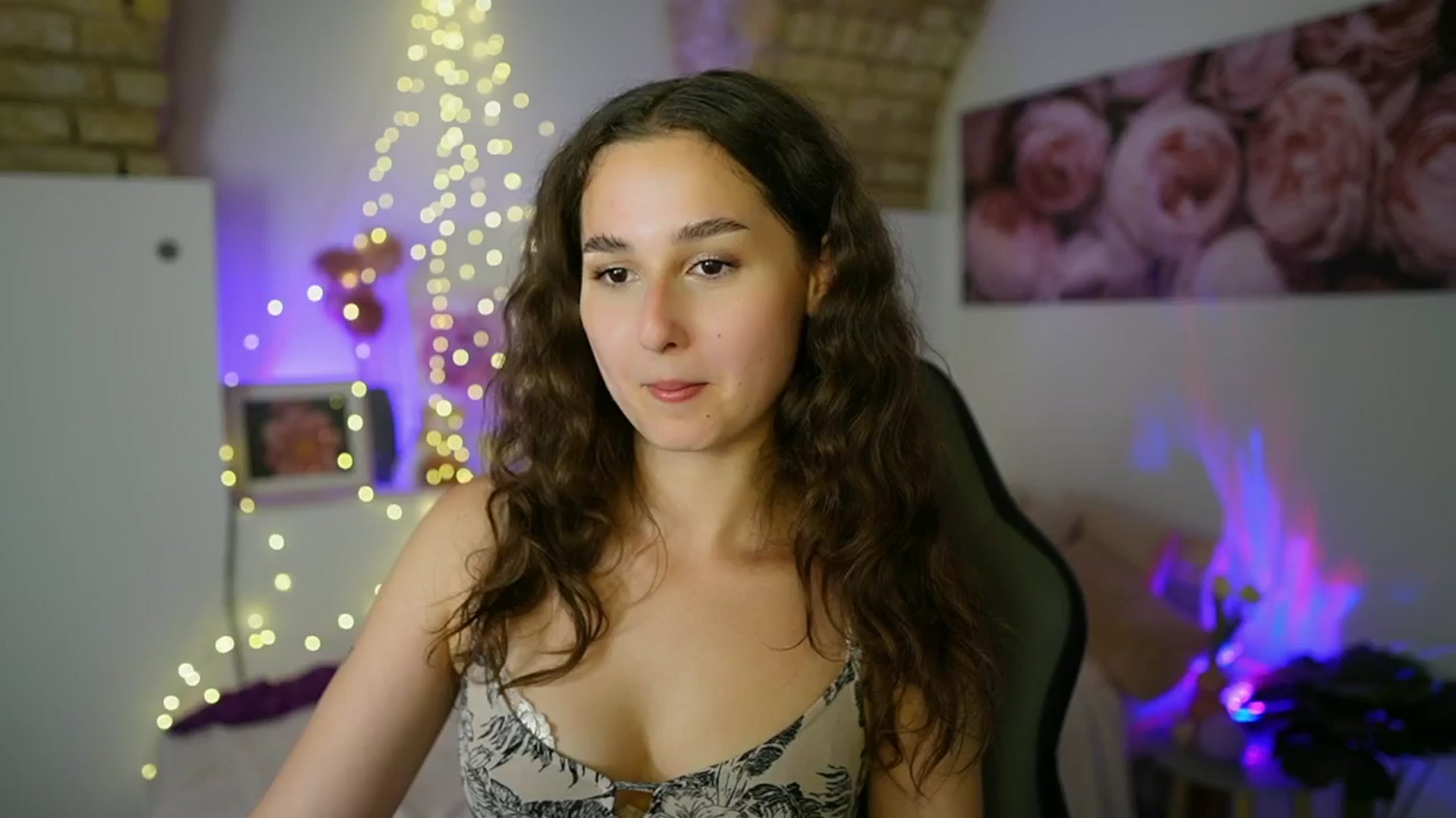 Gallery image thumbnail from Anita_Grey_'s myfreecams stream on, 06/07/2025, 23:41 image 16 of 20