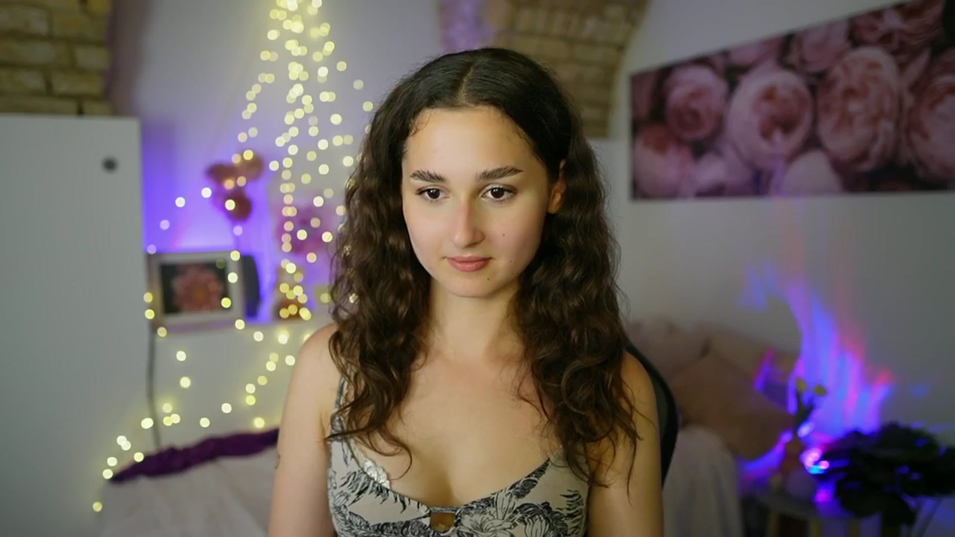 Gallery image thumbnail from Anita_Grey_'s myfreecams stream on, 06/07/2025, 23:41 image 9 of 20