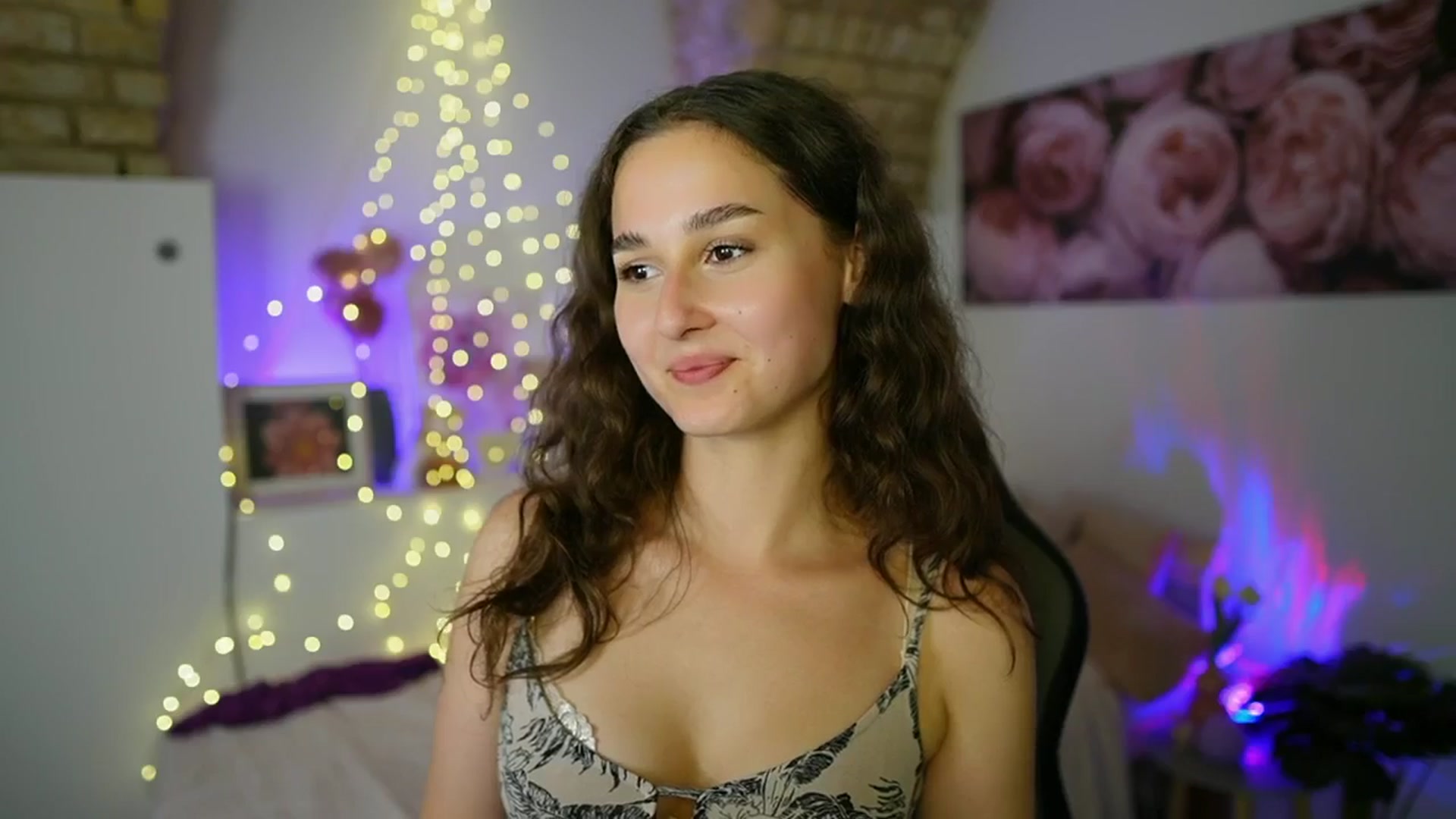 Gallery image thumbnail from Anita_Grey_'s myfreecams stream on, 06/07/2025, 23:41 image 13 of 20