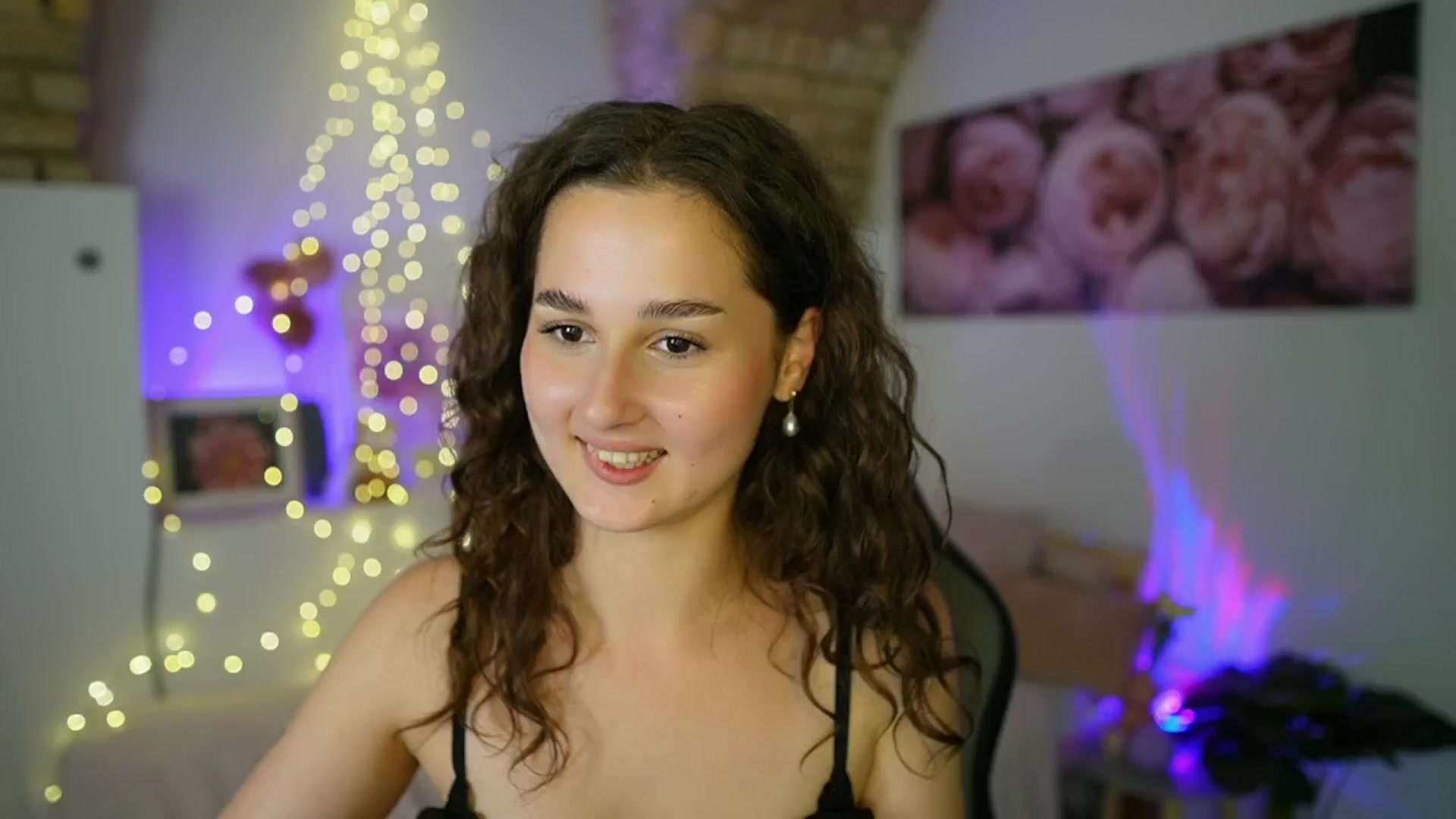 Gallery image thumbnail from Anita_Grey_'s myfreecams stream on, 06/11/2025, 22:49 image 16 of 20