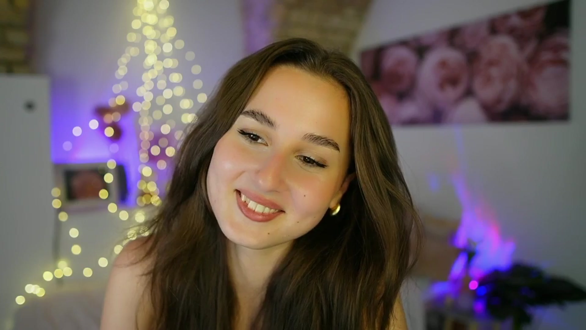 Gallery image thumbnail from Anita_Grey_'s myfreecams stream on, 06/12/2025, 19:13 image 11 of 20