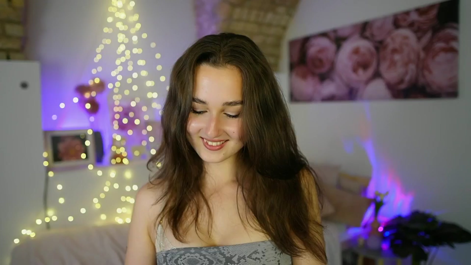 Gallery image thumbnail from Anita_Grey_'s myfreecams stream on, 06/12/2025, 19:13 image 19 of 20