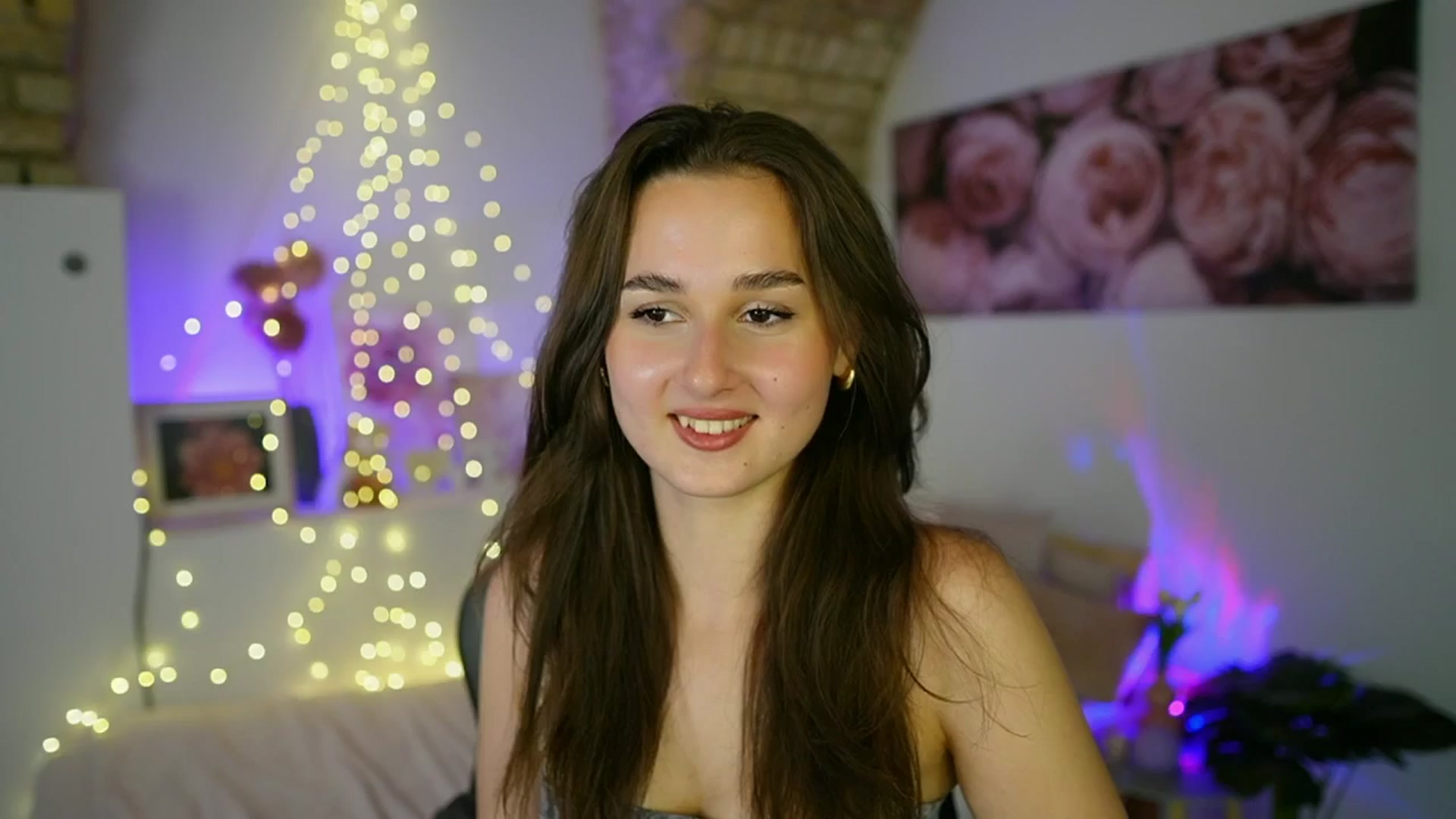 Gallery image thumbnail from Anita_Grey_'s myfreecams stream on, 06/12/2025, 19:13 image 13 of 20