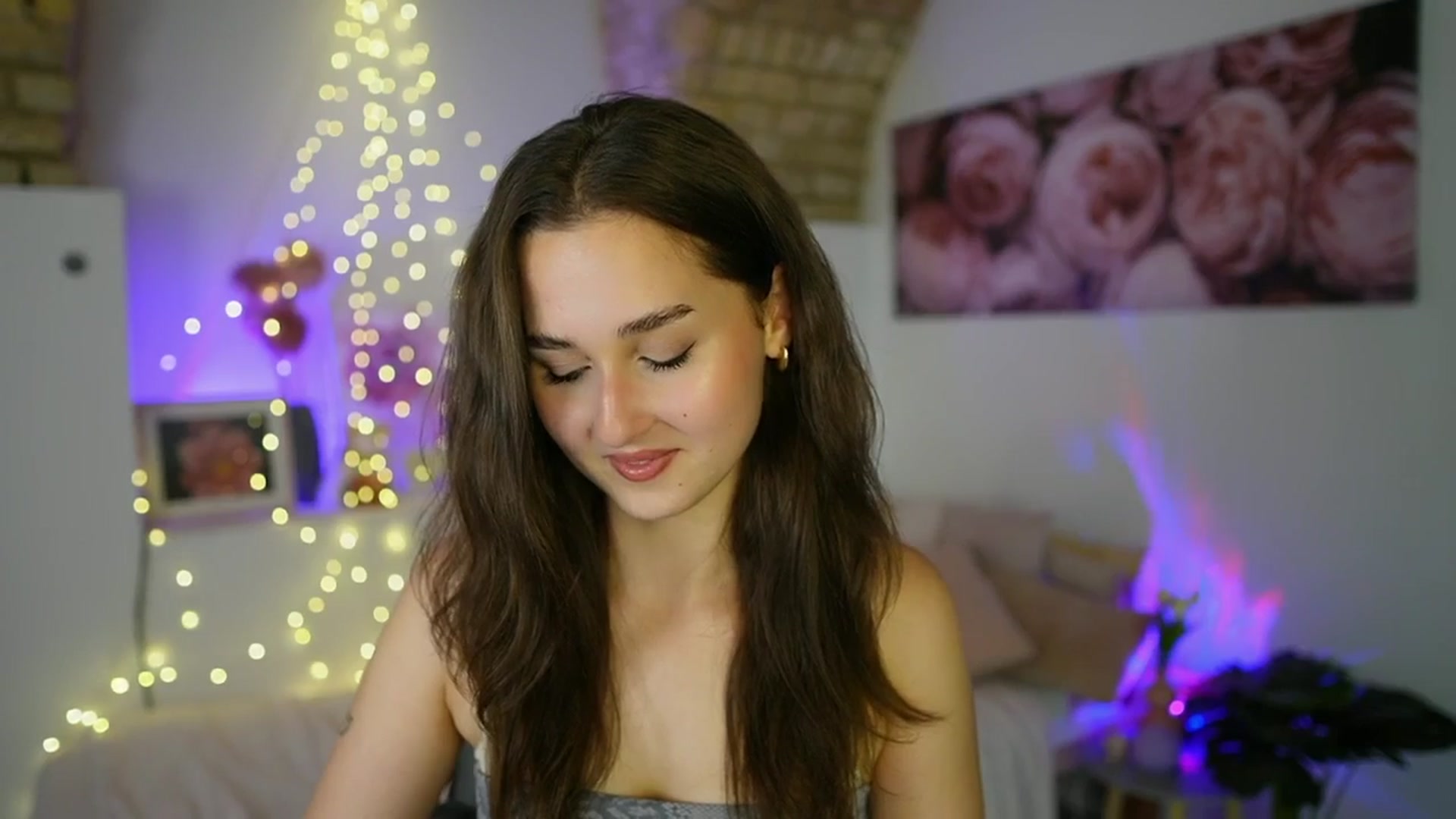 Gallery image thumbnail from Anita_Grey_'s myfreecams stream on, 06/12/2025, 19:13 image 4 of 20