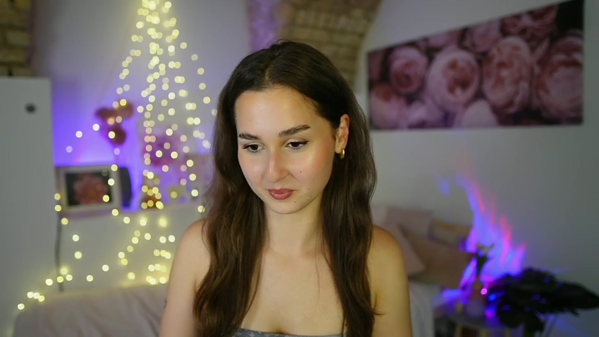 Gallery image thumbnail from Anita_Grey_'s myfreecams stream on, 06/12/2025, 19:13 image 9 of 20