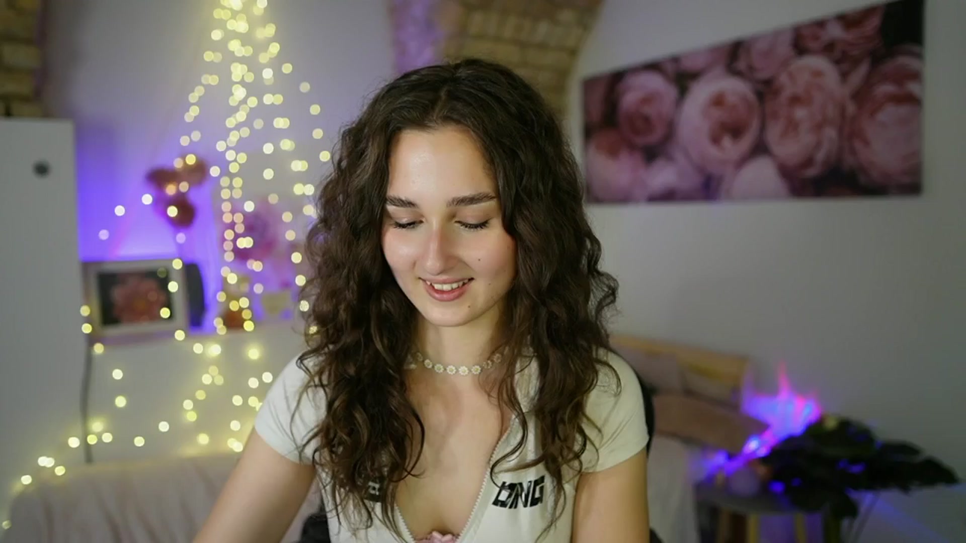 Gallery image thumbnail from Anita_Grey_'s myfreecams stream on, 06/15/2025, 19:15 image 5 of 20