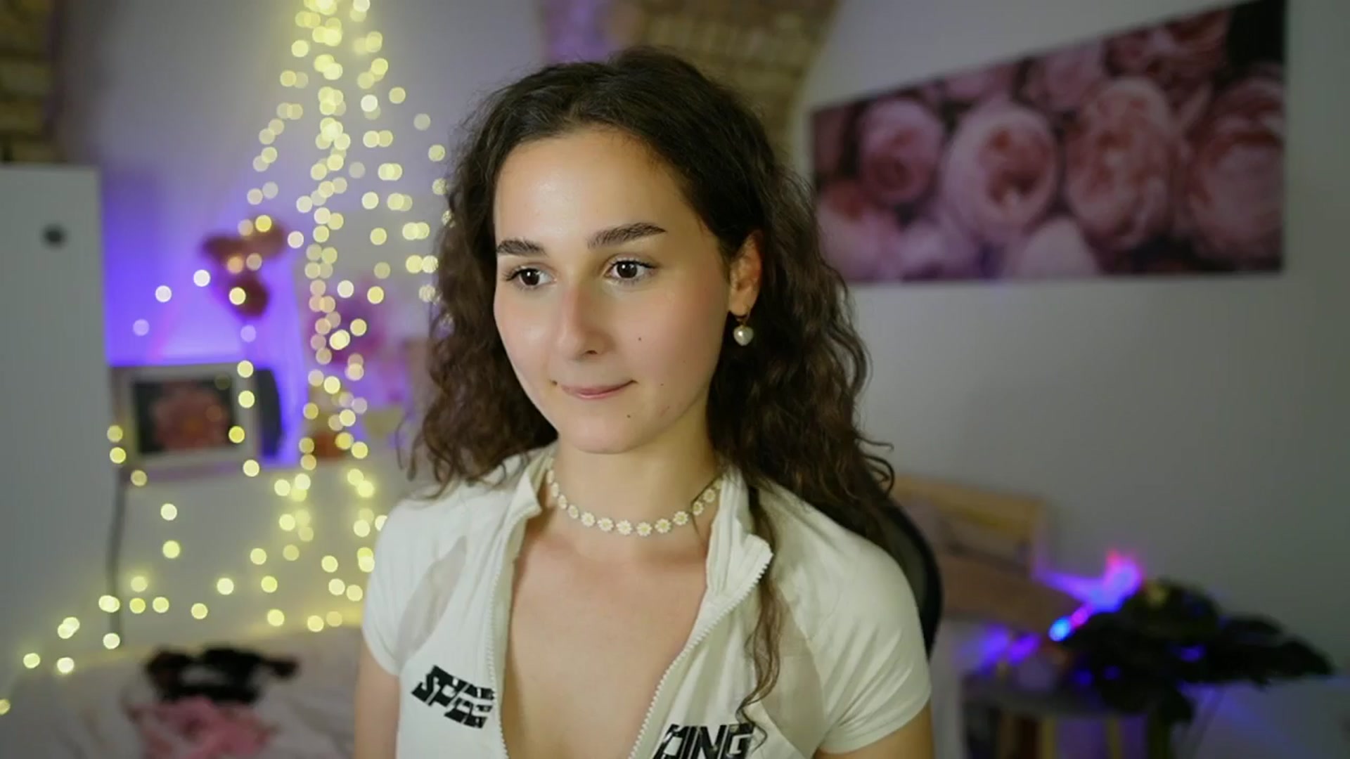 Gallery image thumbnail from Anita_Grey_'s myfreecams stream on, 06/15/2025, 21:59 image 16 of 20