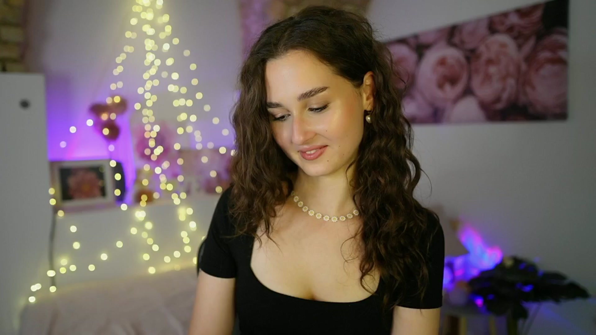 Gallery image thumbnail from Anita_Grey_'s myfreecams stream on, 06/16/2025, 19:30 image 4 of 20