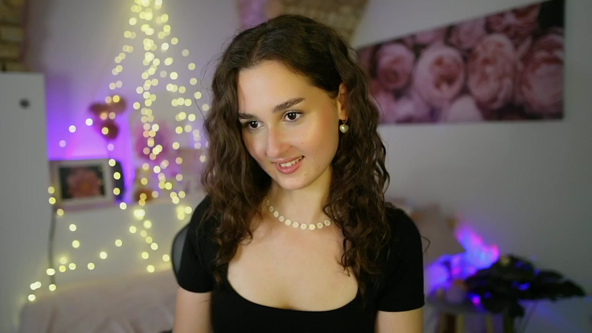 Gallery image thumbnail from Anita_Grey_'s myfreecams stream on, 06/16/2025, 19:30 image 9 of 20