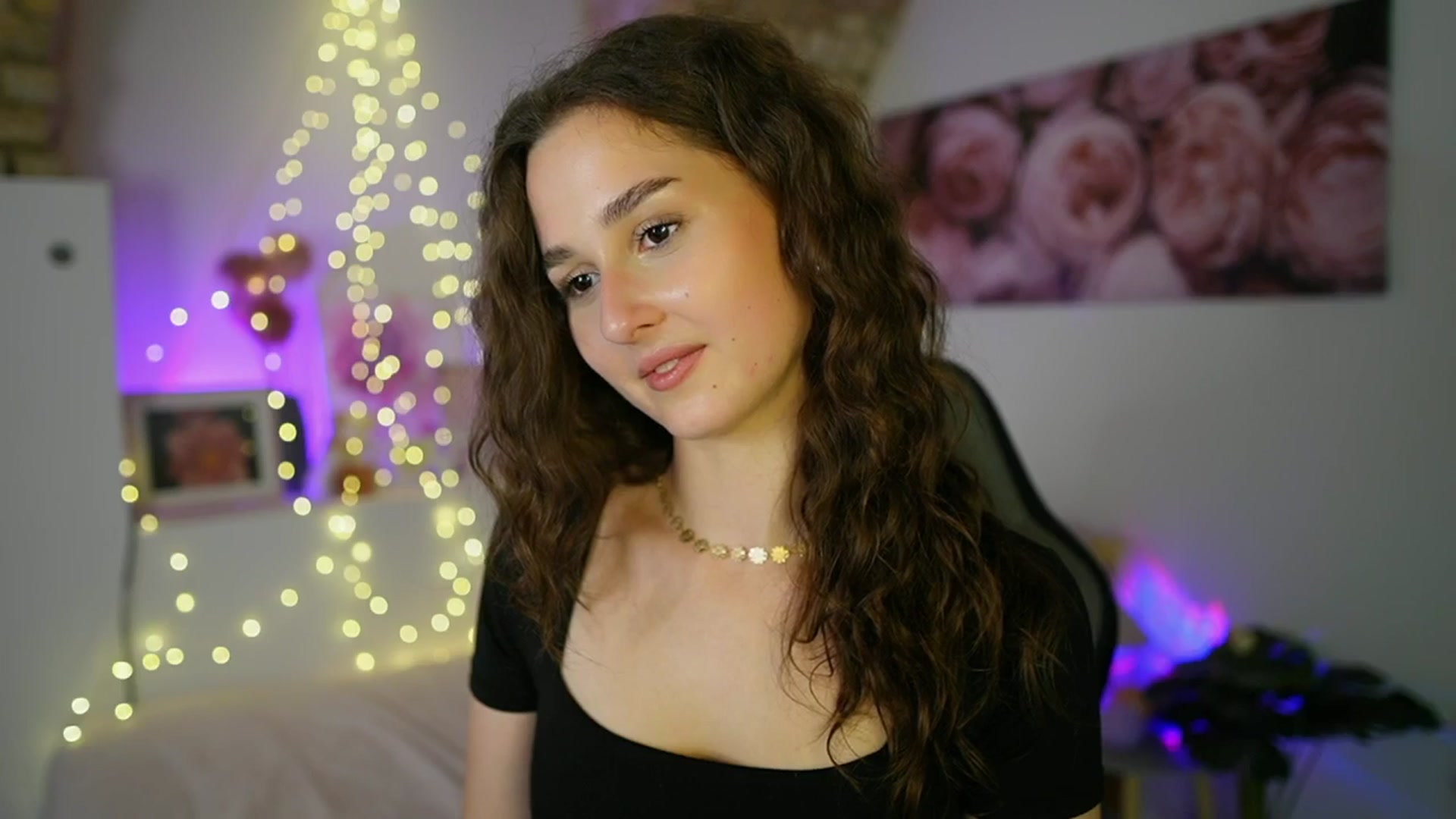 Gallery image thumbnail from Anita_Grey_'s myfreecams stream on, 06/16/2025, 20:48 image 13 of 20
