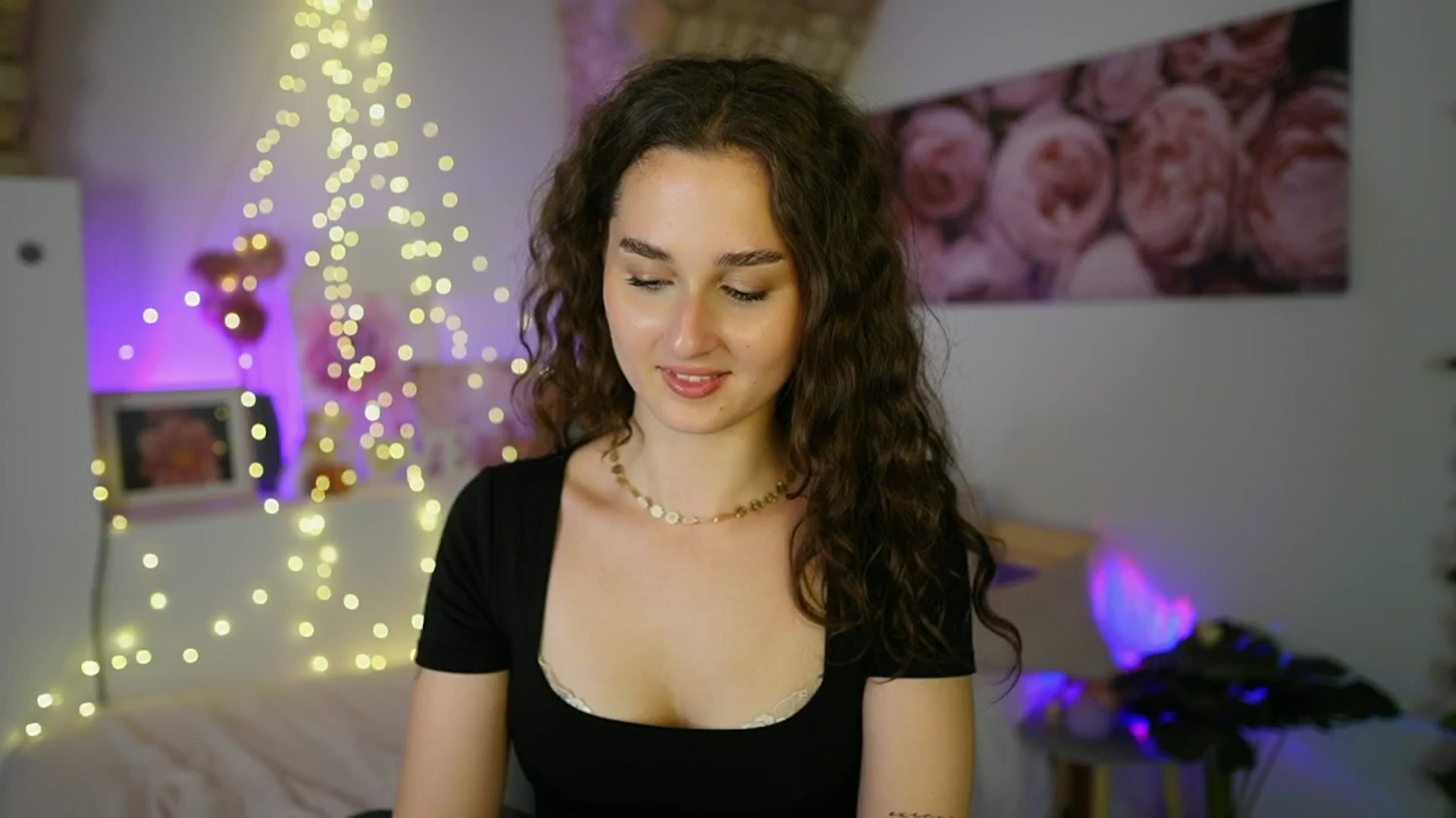 Gallery image thumbnail from Anita_Grey_'s myfreecams stream on, 06/16/2025, 23:11 image 7 of 20