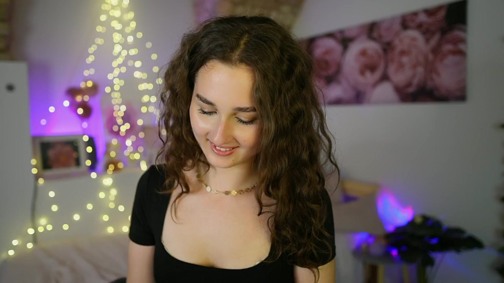 Gallery image thumbnail from Anita_Grey_'s myfreecams stream on, 06/16/2025, 23:11 image 9 of 20